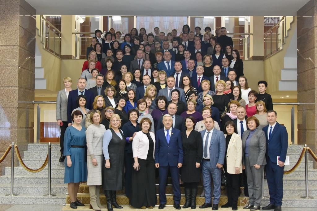 Актанышның мәгариф җитәкчеләре Дәүләт Советында «Парламент дәресләре-2023» темасы буенча сөйләшүдә катнашты