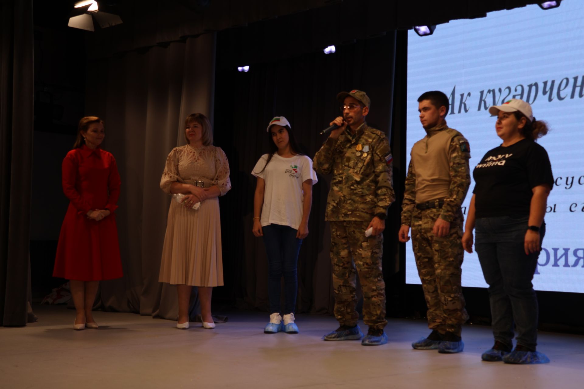 «Ак күгәрчен» хәйрия концертыннан кергән акчалар авыр яралыларга медикаментлар алу өчен тотылачак (фотолар, видео)