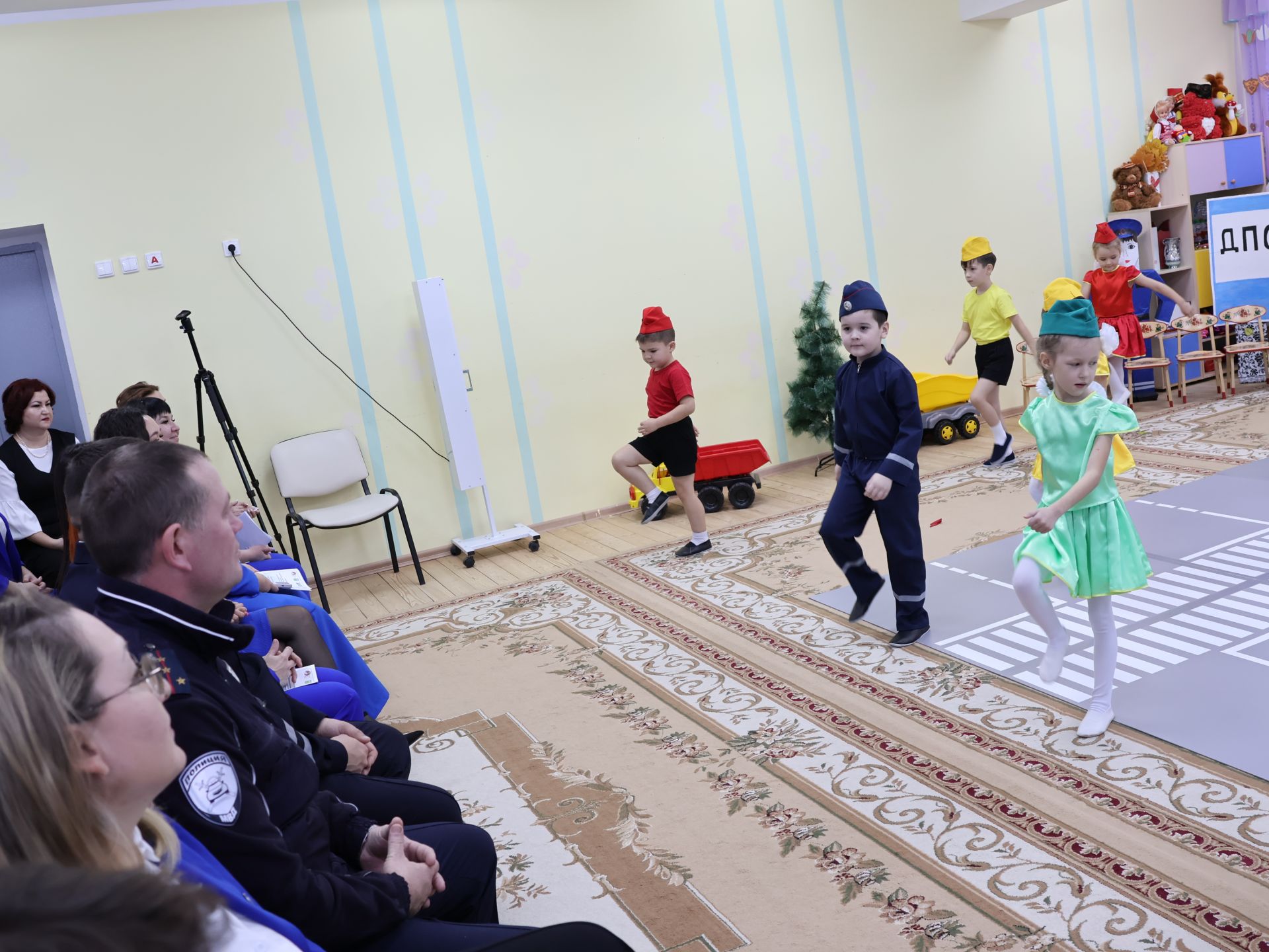 «Умырзая» бакчасының юл йөрү кагыйдәләренә өйрәтү тәҗрибәсе күрше районнарга тәкъдим ителде