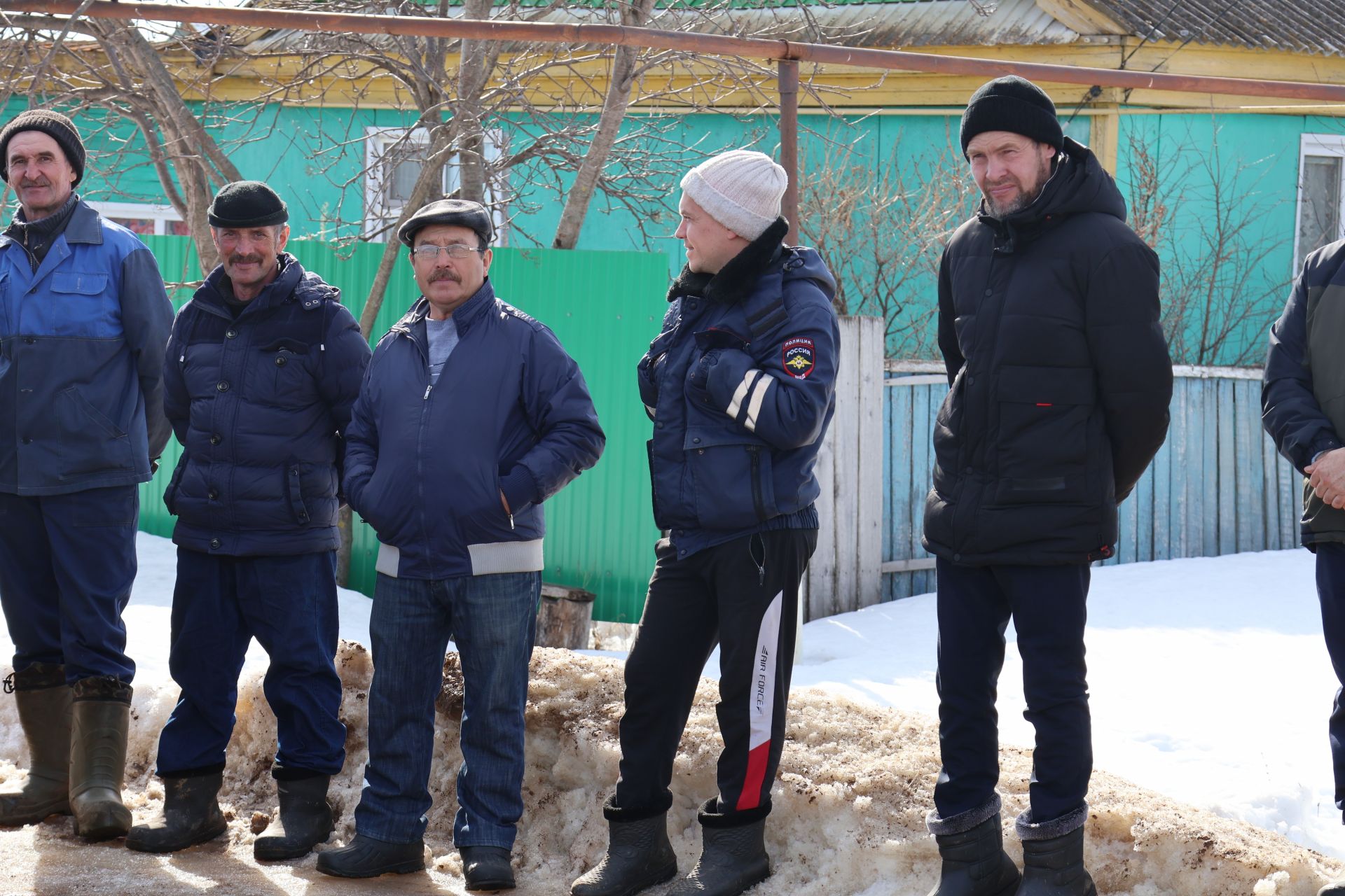 АЛЛАҺКА ШӨКЕР: Табанлыкүл авылы халкы бердәмлеге белән Аллаһ йорты төзелеп бетеп килә(+ бик күп фотолар)