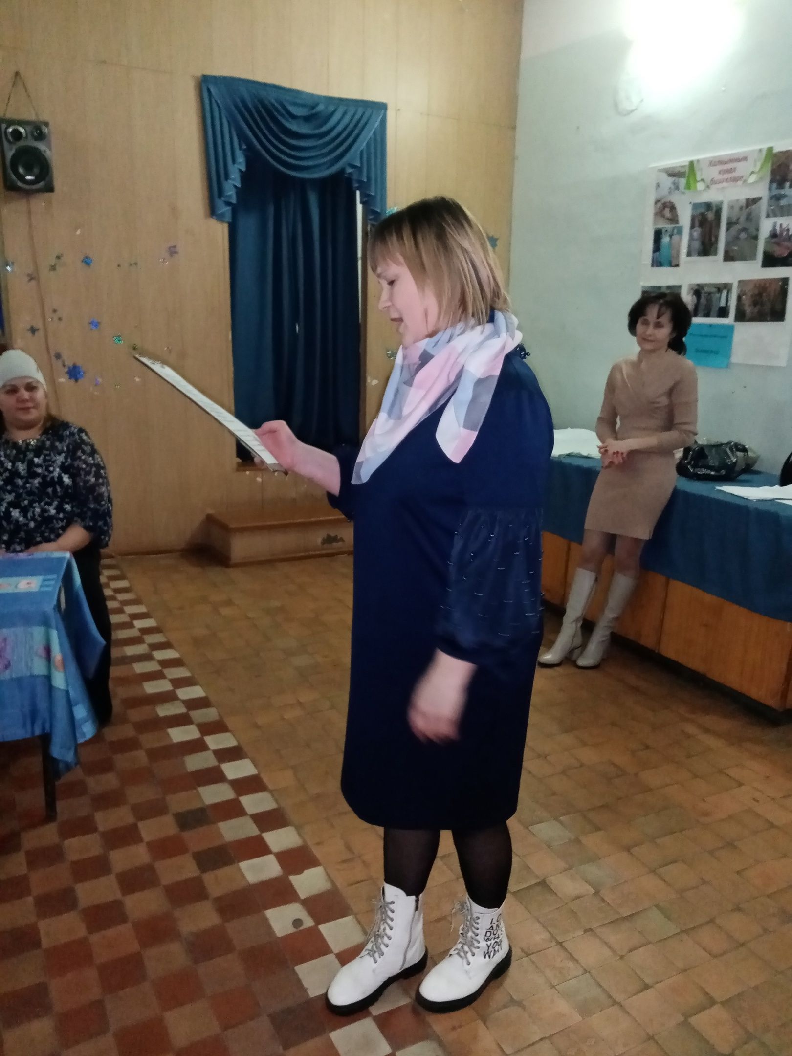Иске Әлемлеләр 8 Март бәйрәмен гөрләттеләр