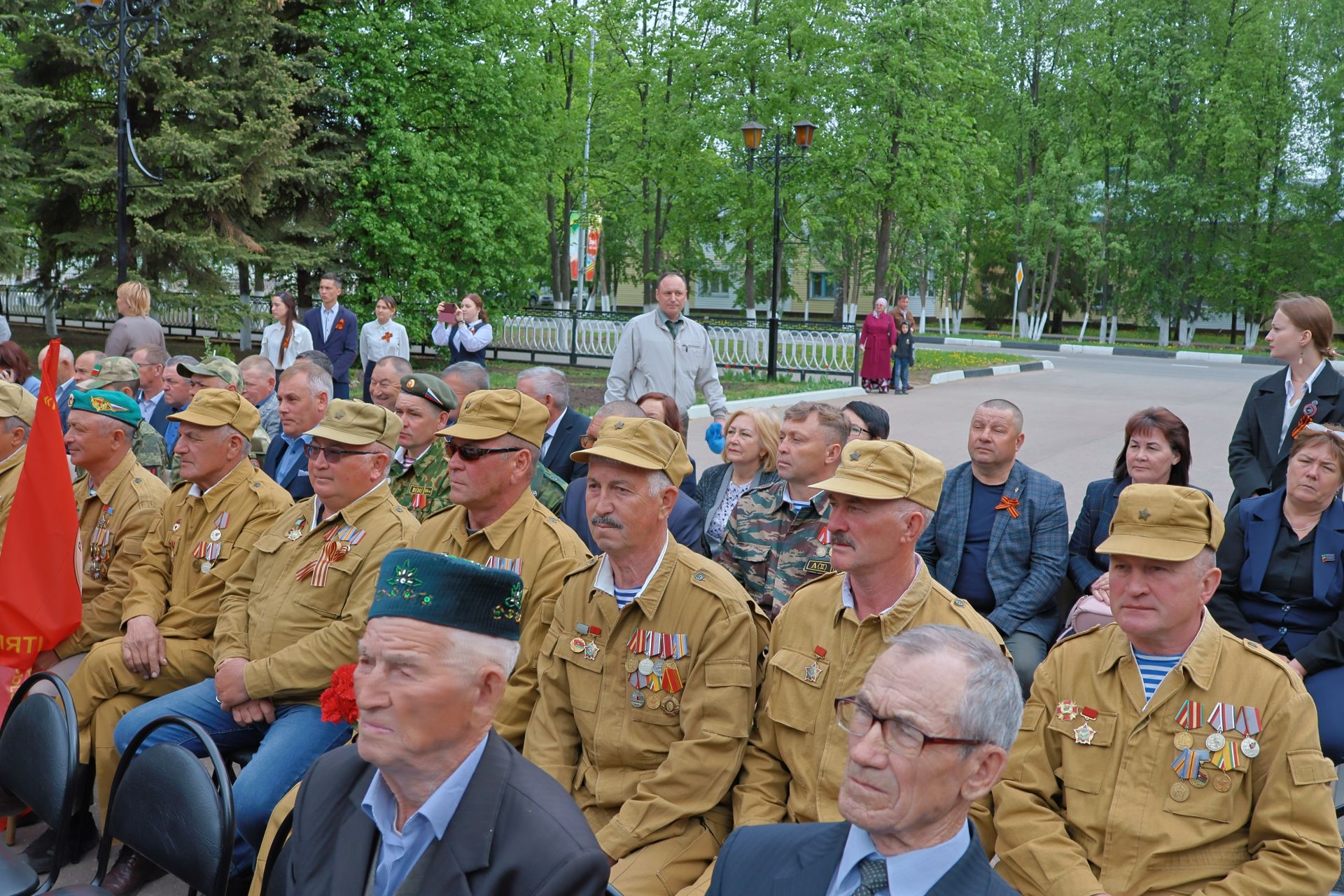 Махсус хәрби операциядә һәлак булган якташыбыз Раил Надриев- батырлык һәм горурлык үрнәге (фото һәм видео)