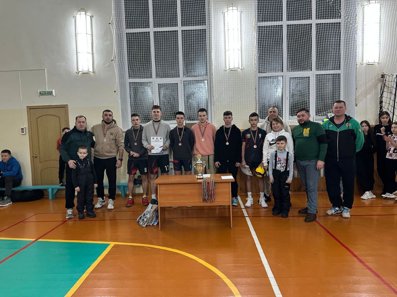 Спорт илендә: Спорт белән дус һәм актив булу модада