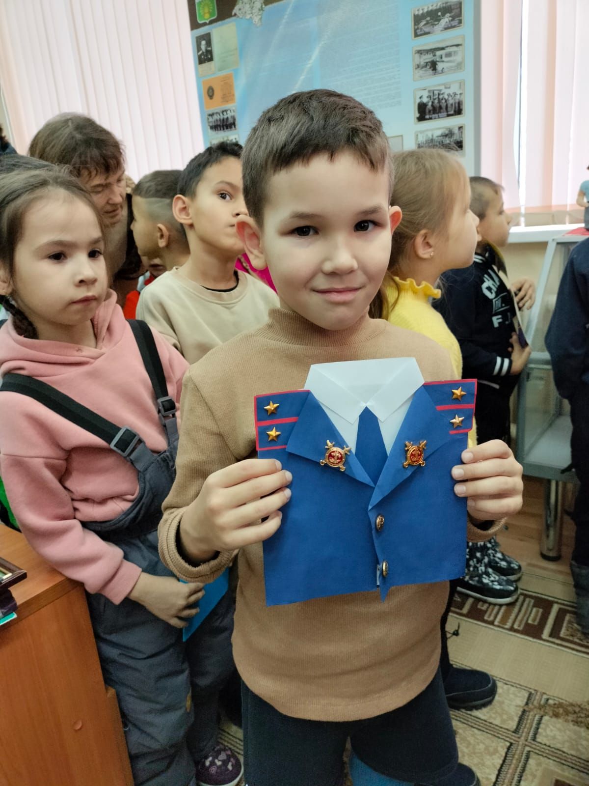 Минем дә полицейский буласым килә!
