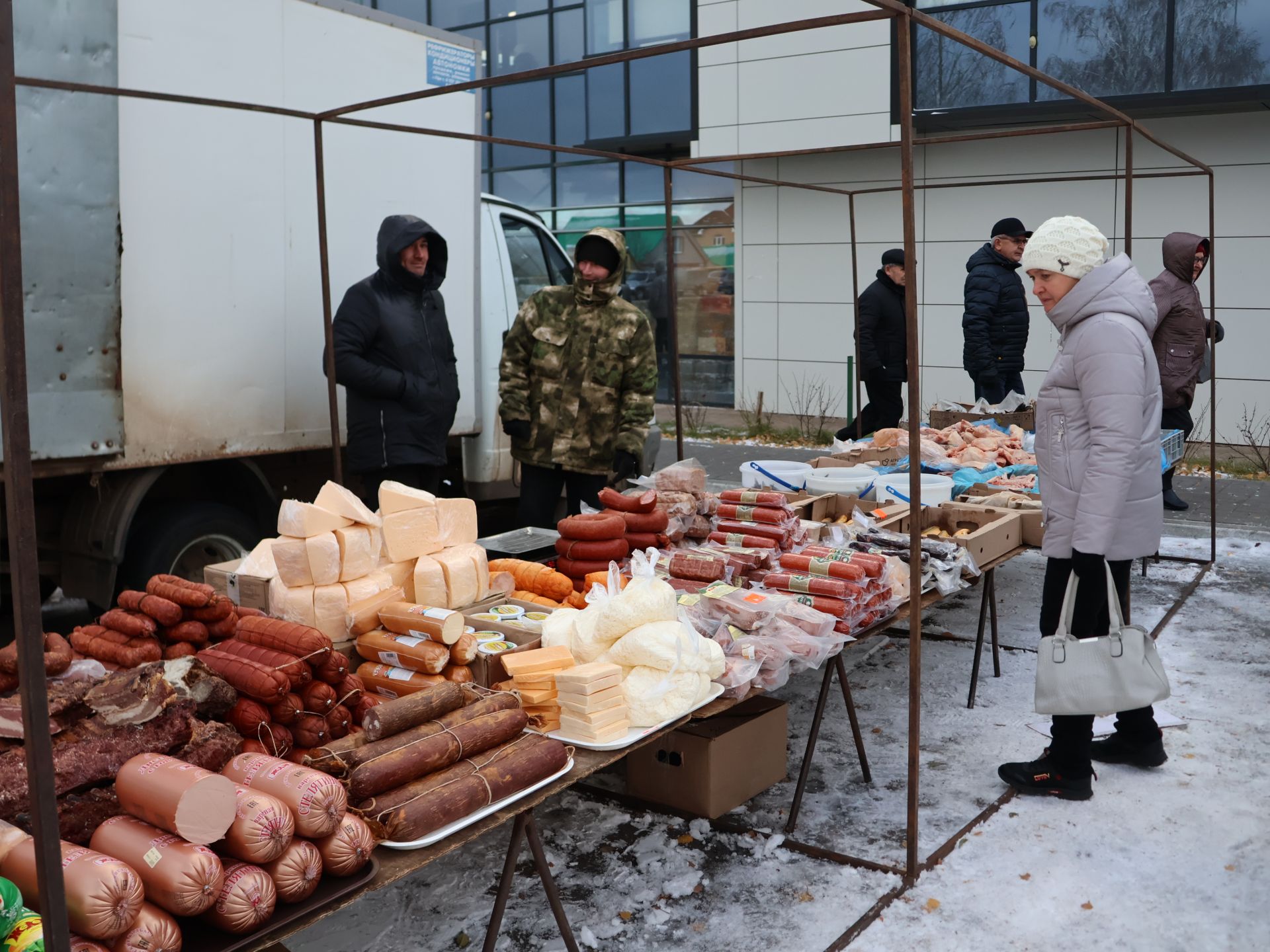 Актаныштагы көзге ярминкәләрне башка шәһәр-район сәүдәгәрләре дә көтеп ала