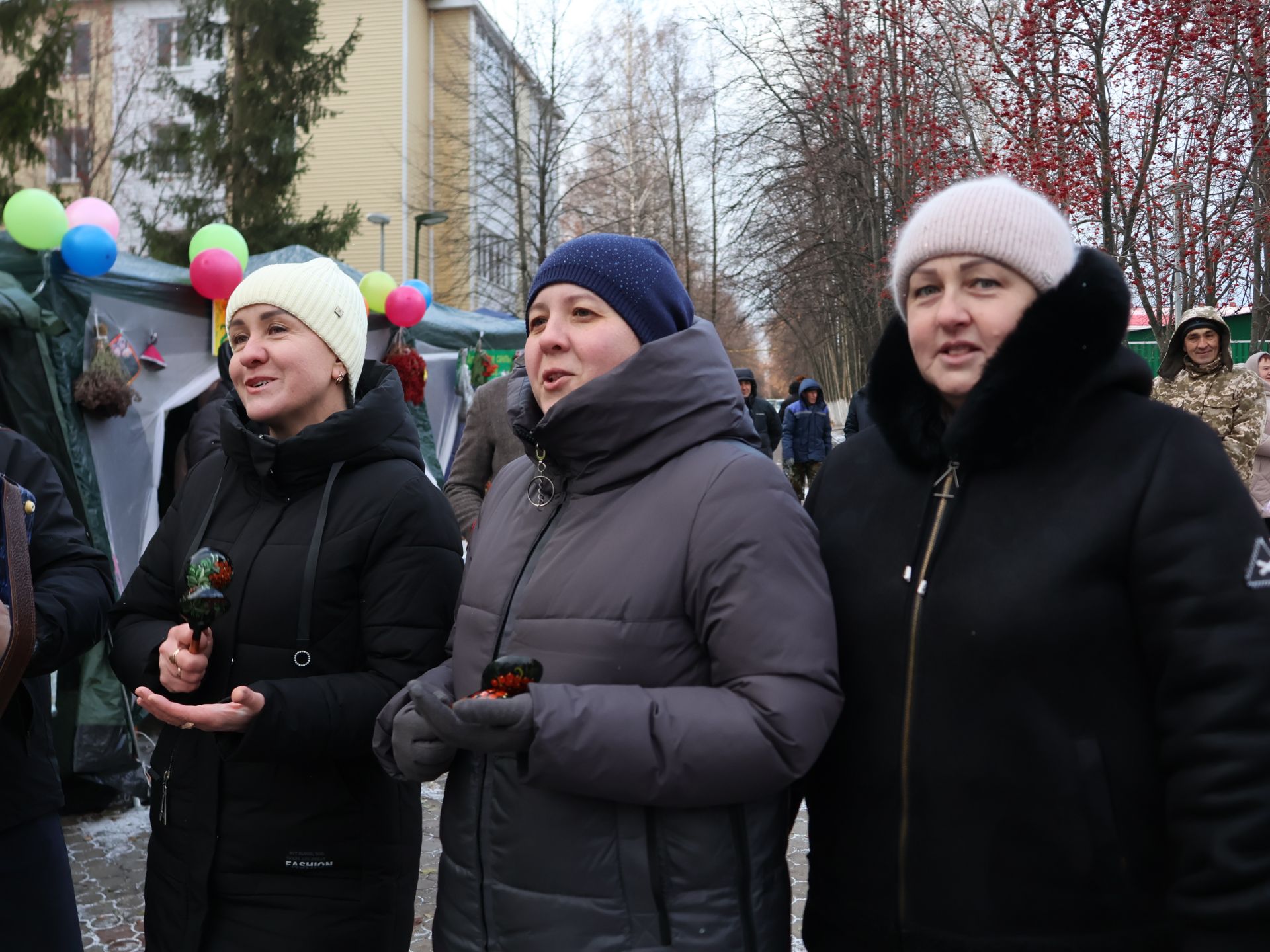 Актаныш мәктәпләре һәм балалар бакчалары Халыклар бердәмлеге көне ярминкәсендә