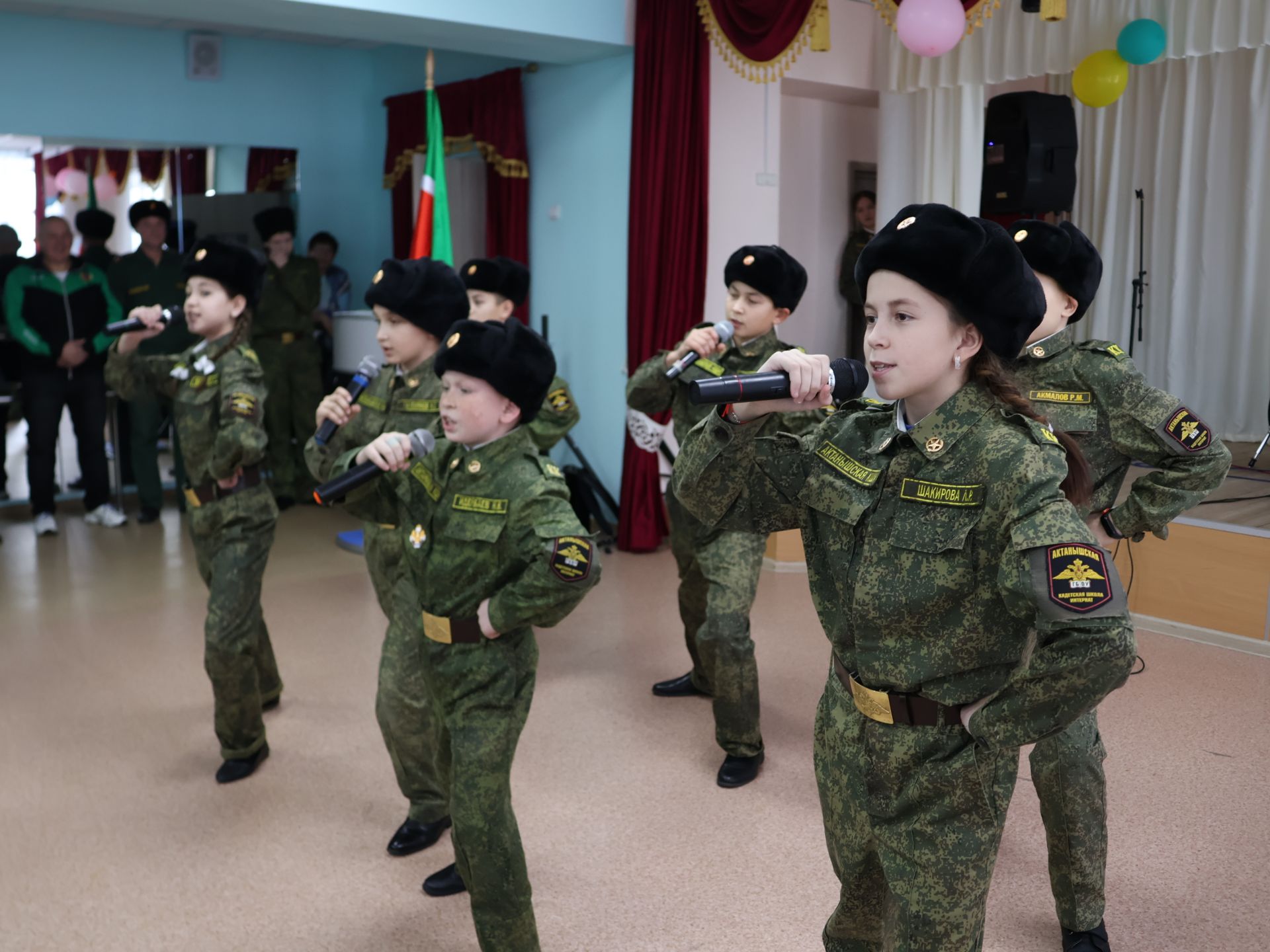 Хәсән Заманов исемендәге кадет мәктәбе «БлагоДарение» фонды белән төбәкара көрәш ярышы оештырды (фотолар)