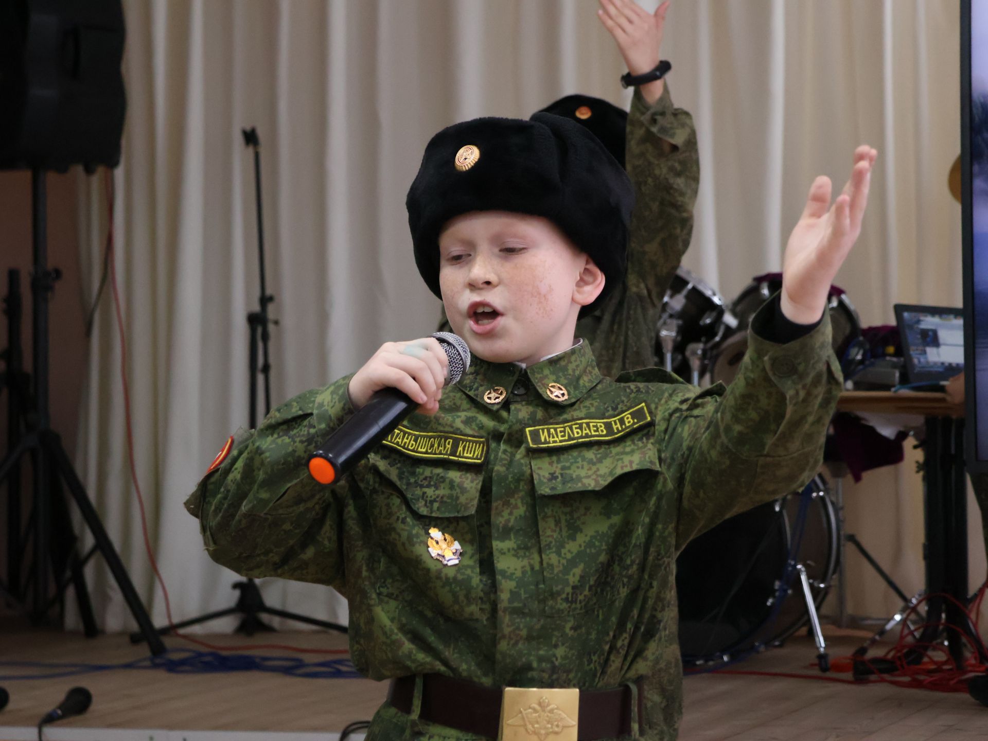 Хәсән Заманов исемендәге кадет мәктәбе «БлагоДарение» фонды белән төбәкара көрәш ярышы оештырды (фотолар)