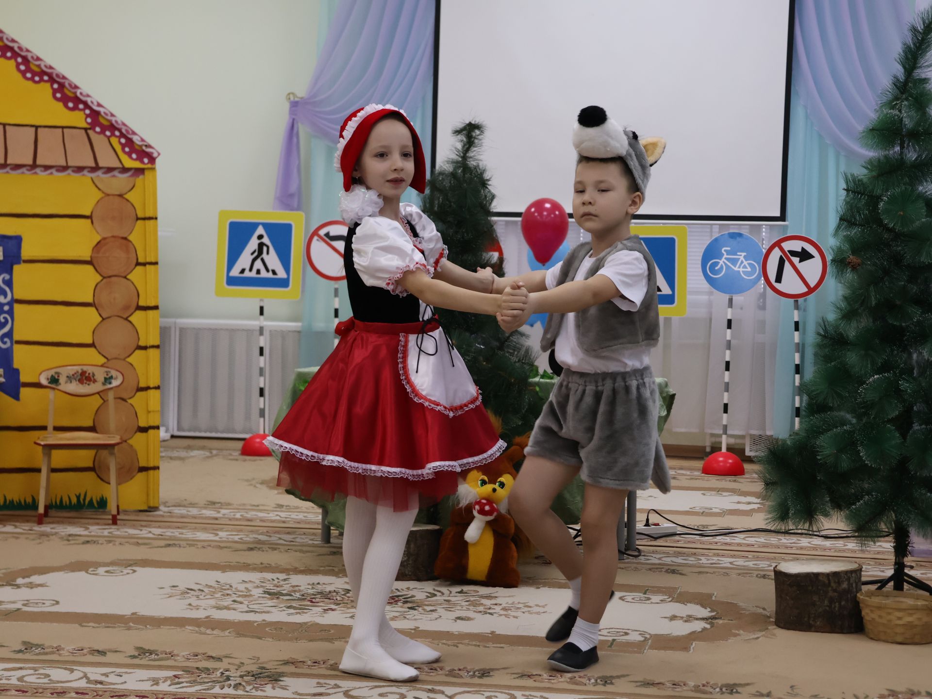Бөтен гаилә белән юл буйлап!