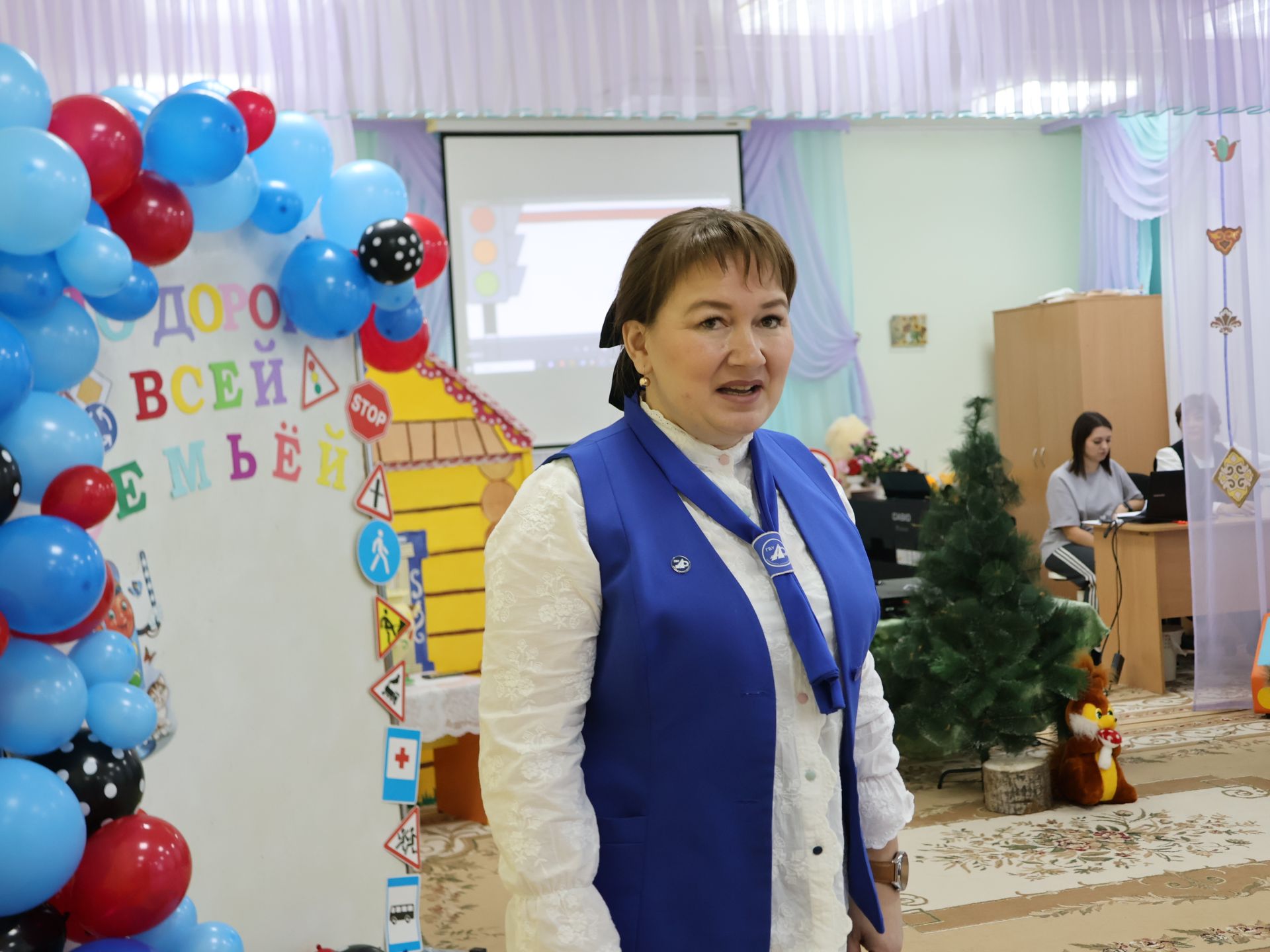 Бөтен гаилә белән юл буйлап!
