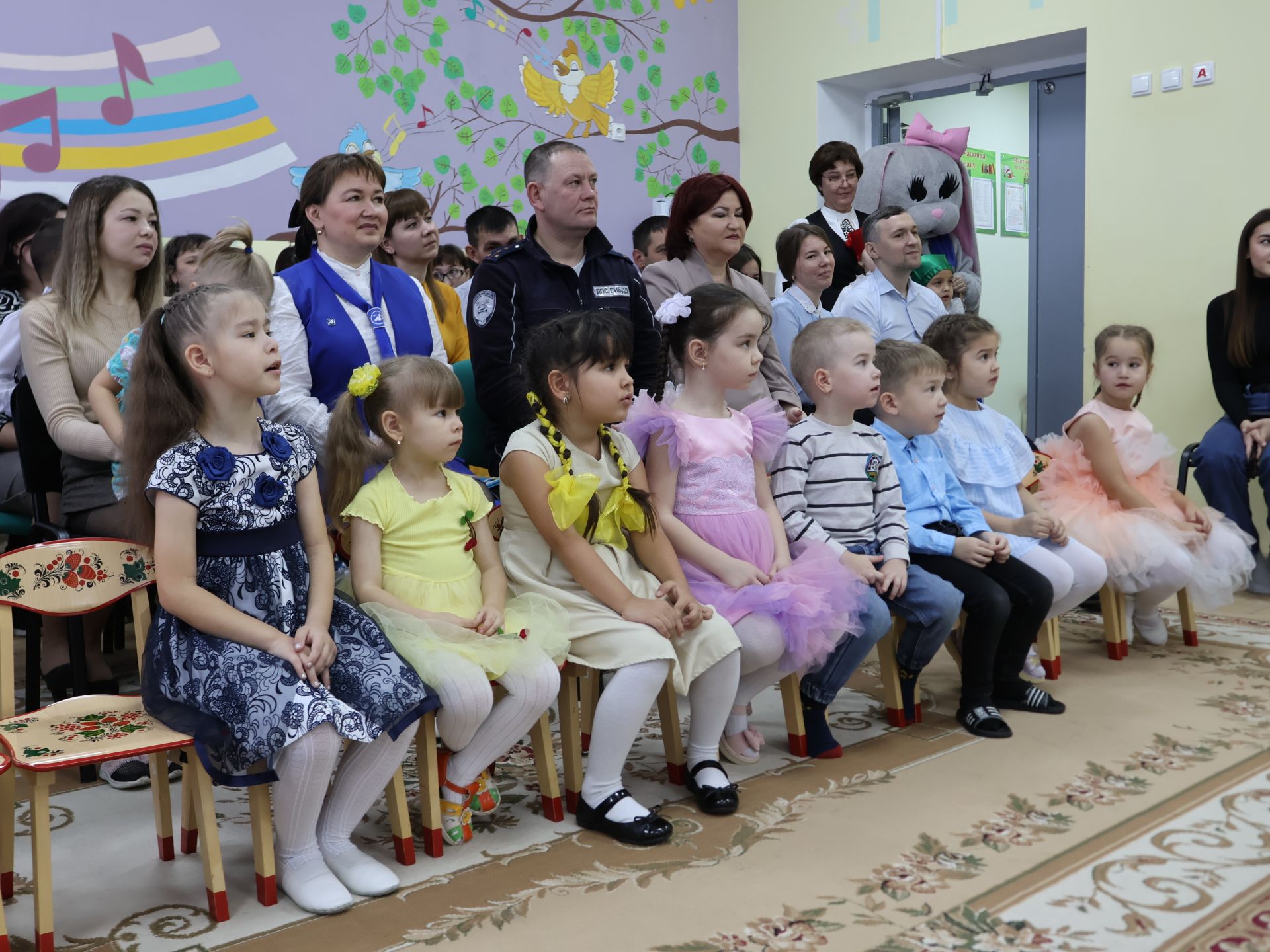 Бөтен гаилә белән юл буйлап!