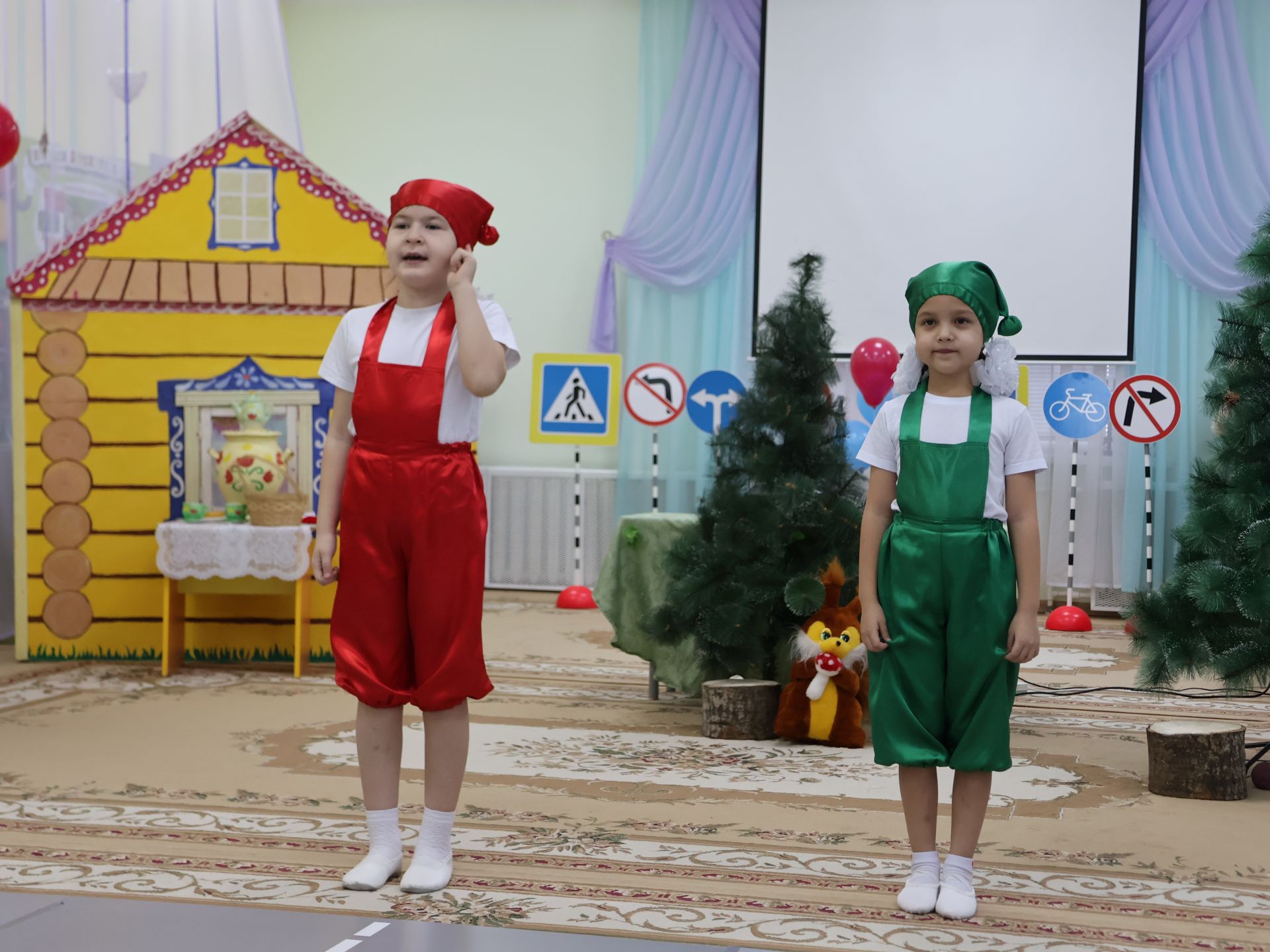 Бөтен гаилә белән юл буйлап!