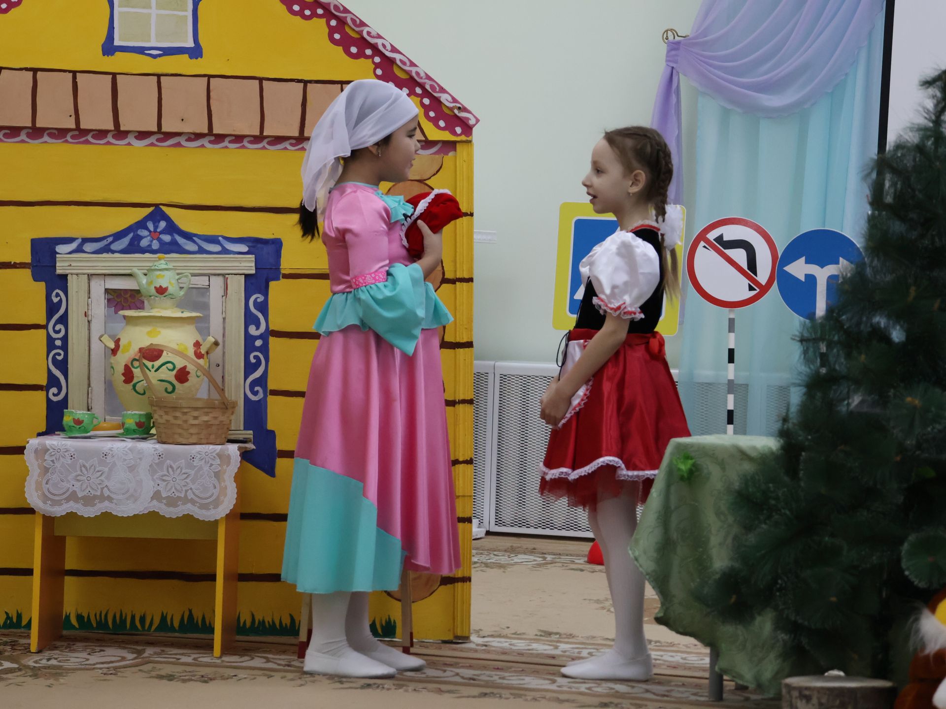 Бөтен гаилә белән юл буйлап!