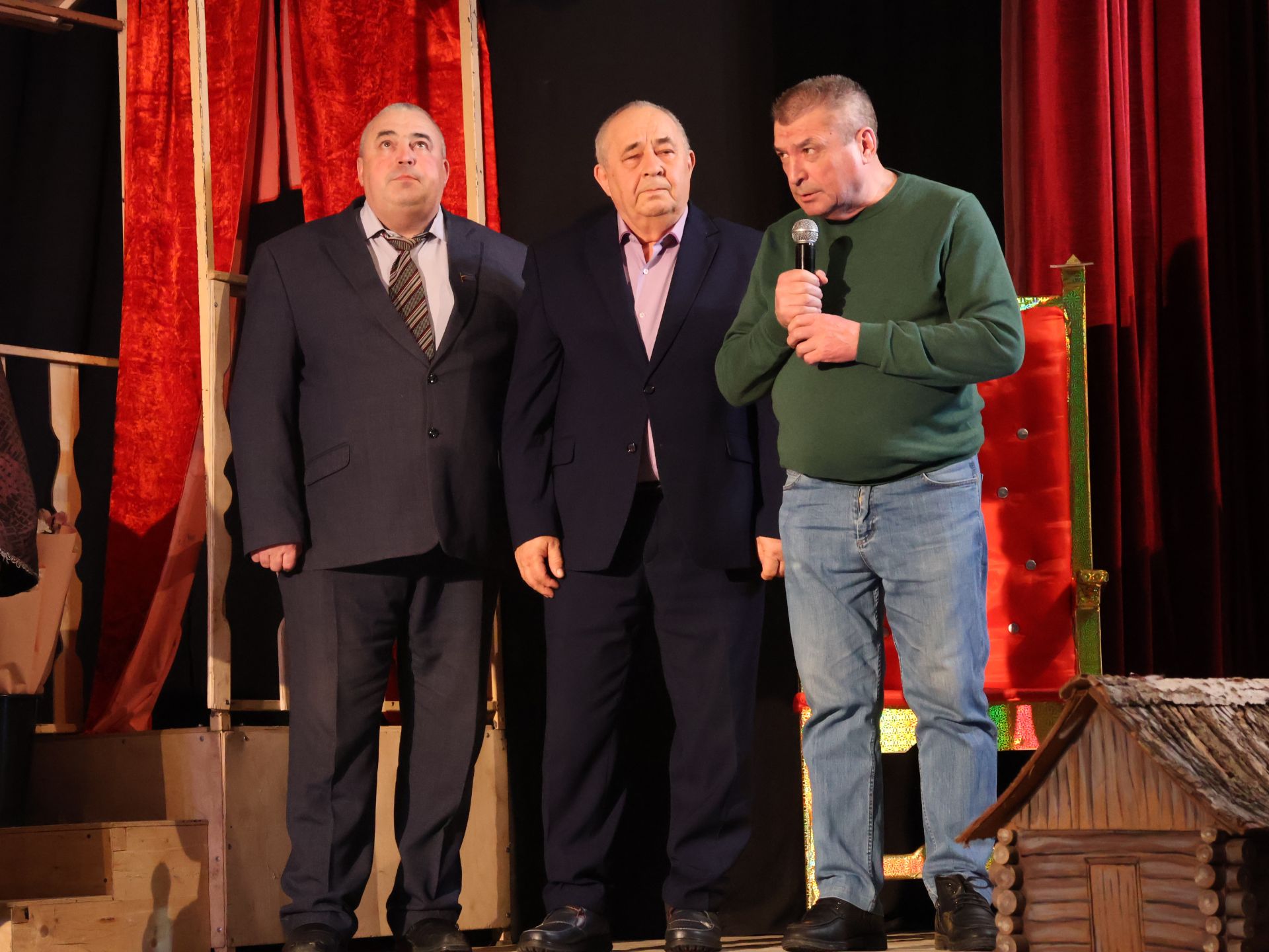 Әлдермештән Әлмәндәр безнең арада- Легендар спектакльне Богады халык театры кабат сәхнәгә кайтарды