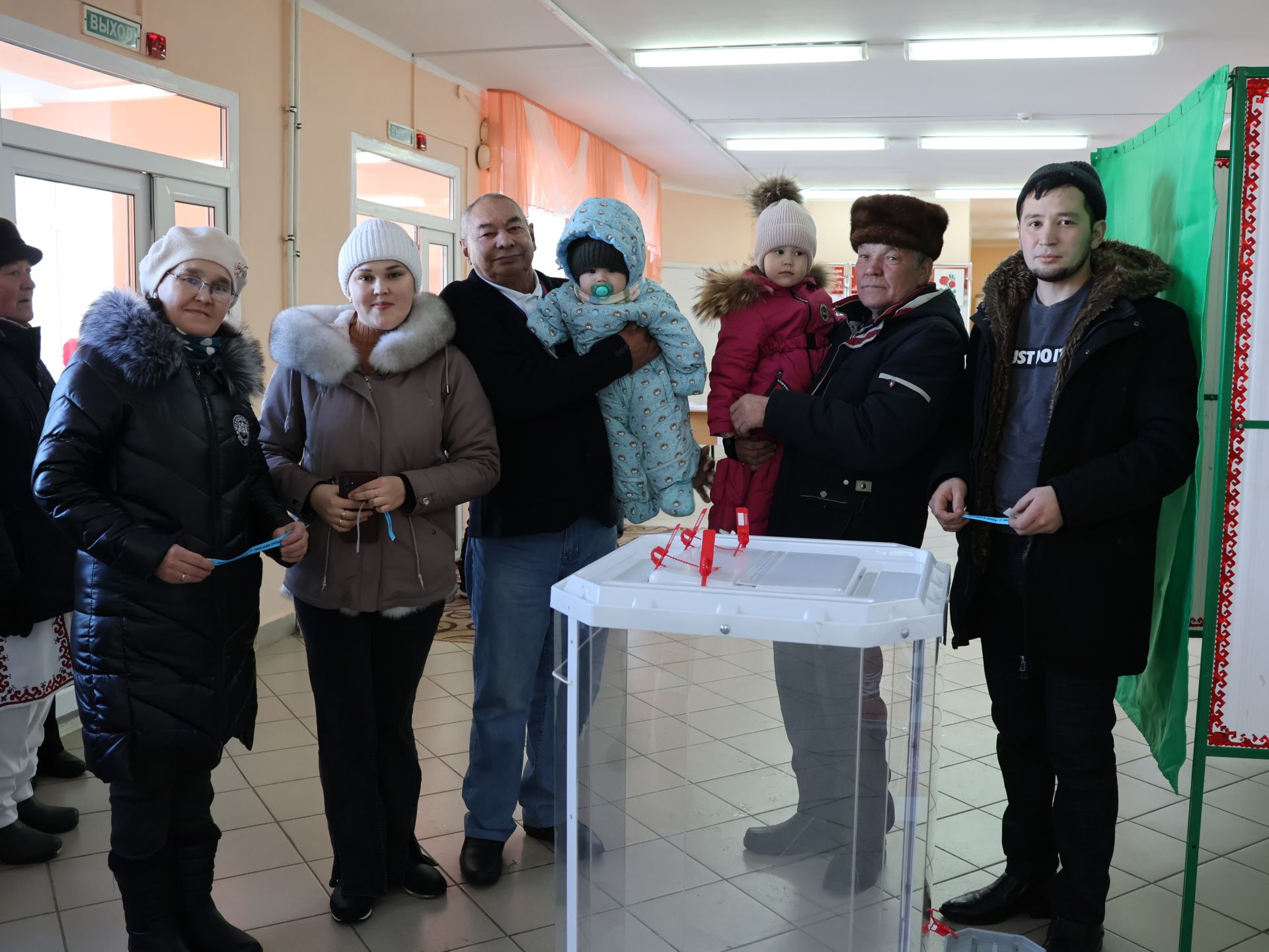 Сайлаулардан хәбәрләр: Мари Суыксуы авылы халкы гаилә кыйммәтләрен, гореф-гадәтләрне саклап яшәве белән көчле!
