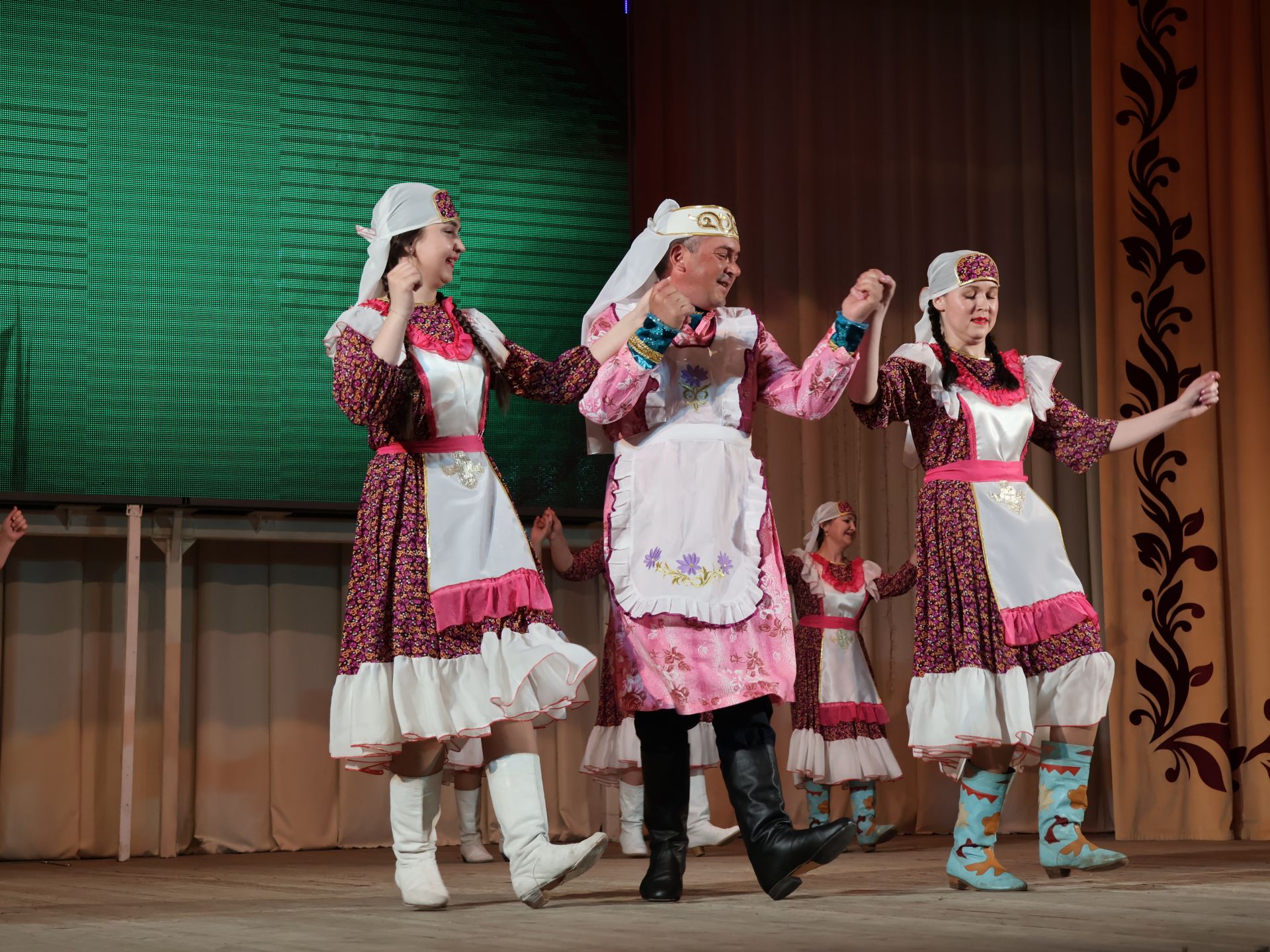 Район үзешчән сәнгать коллективлары смотрының Гран-приена Пучы мәдәният йорты коллективы лаек булды (фотолар)