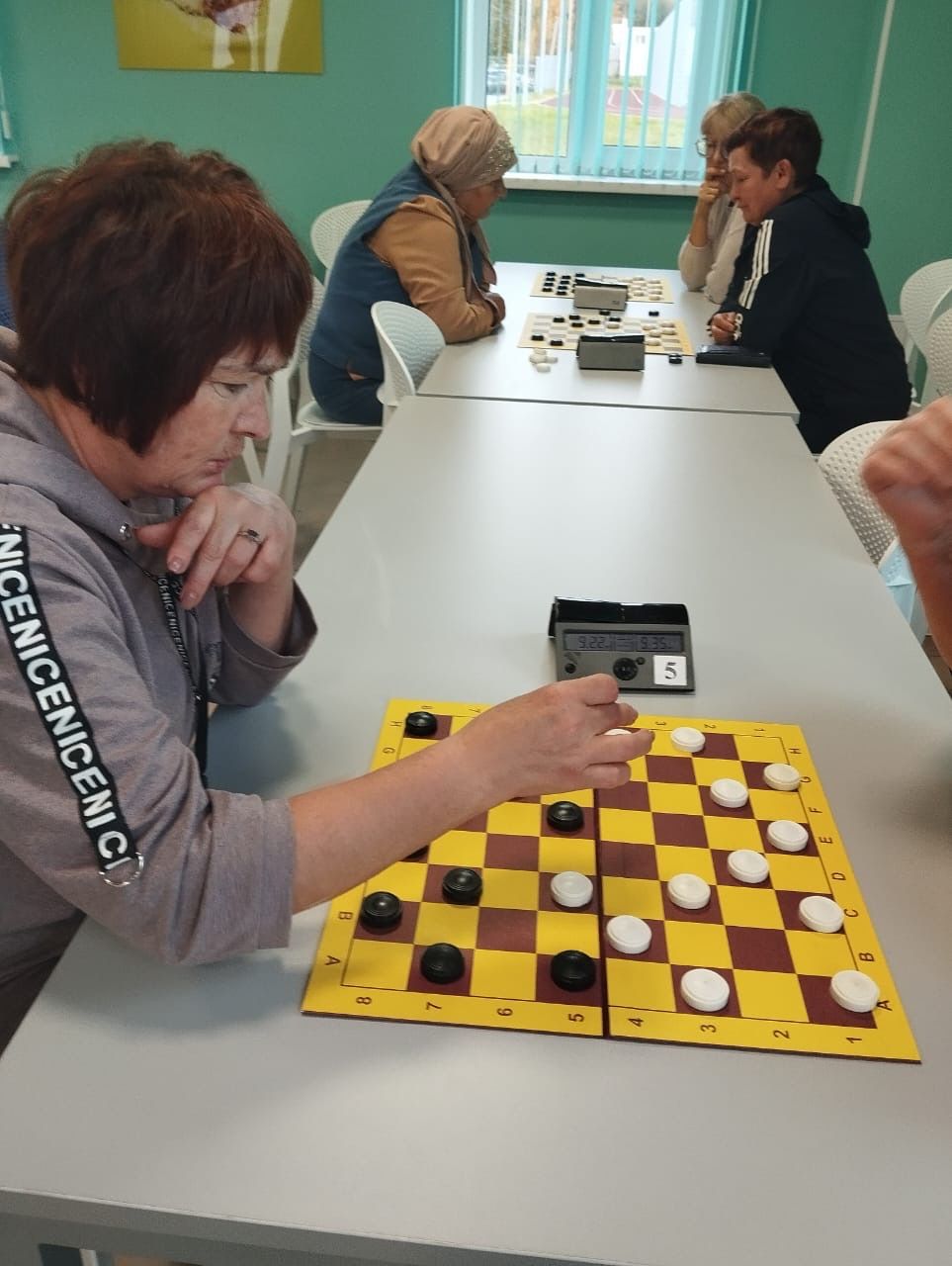 Актанышлылар Түбән Кама шәһәрендә сәламәтлек мөмкинлекләре чикләнгән спортчылар арасында узучы шахмат-шашка ярышларында катнаша