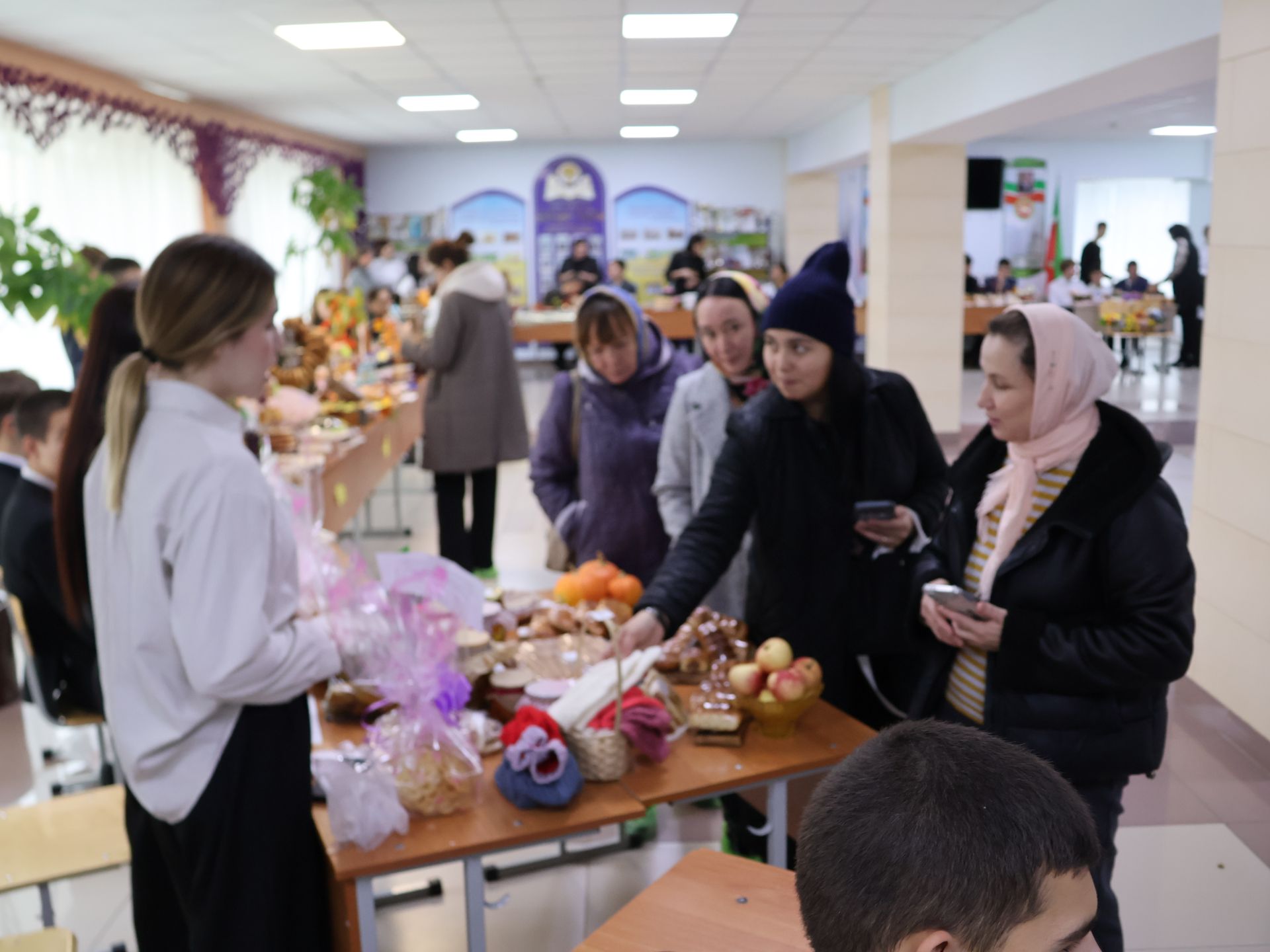 Актаныш технология техникумында хәйрия ярминкәсе узды