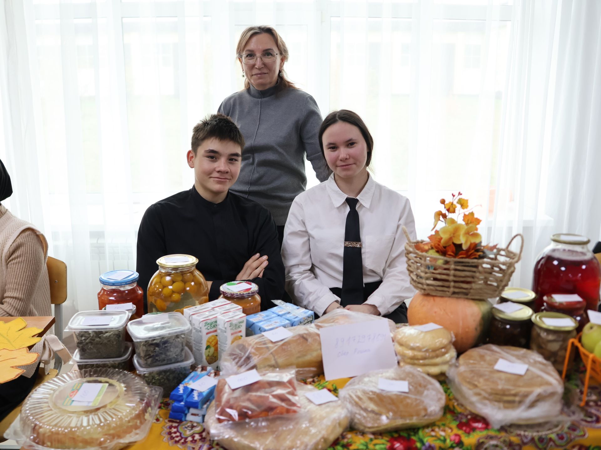 Актаныш технология техникумында хәйрия ярминкәсе узды