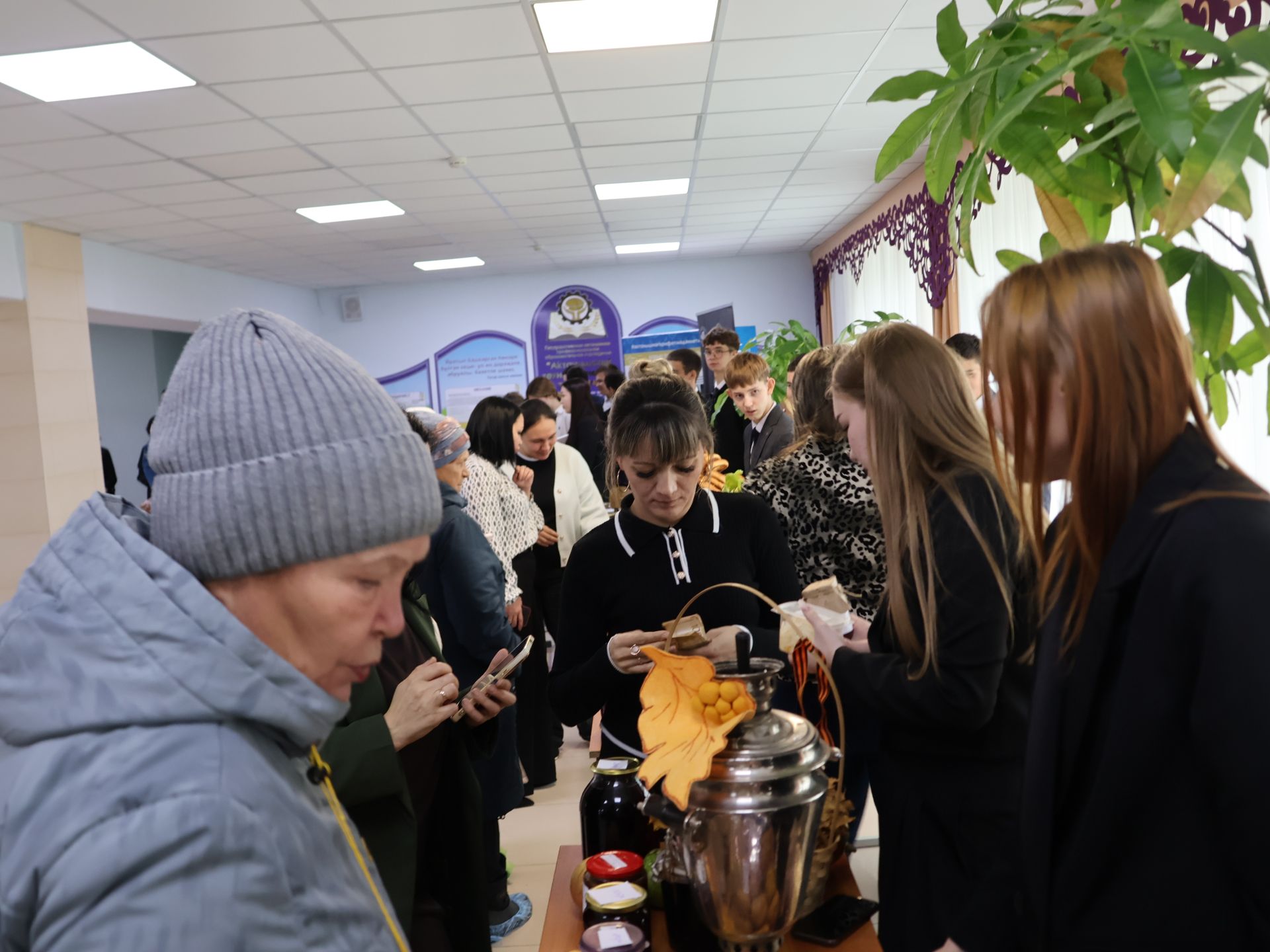 Актаныш технология техникумында хәйрия ярминкәсе узды