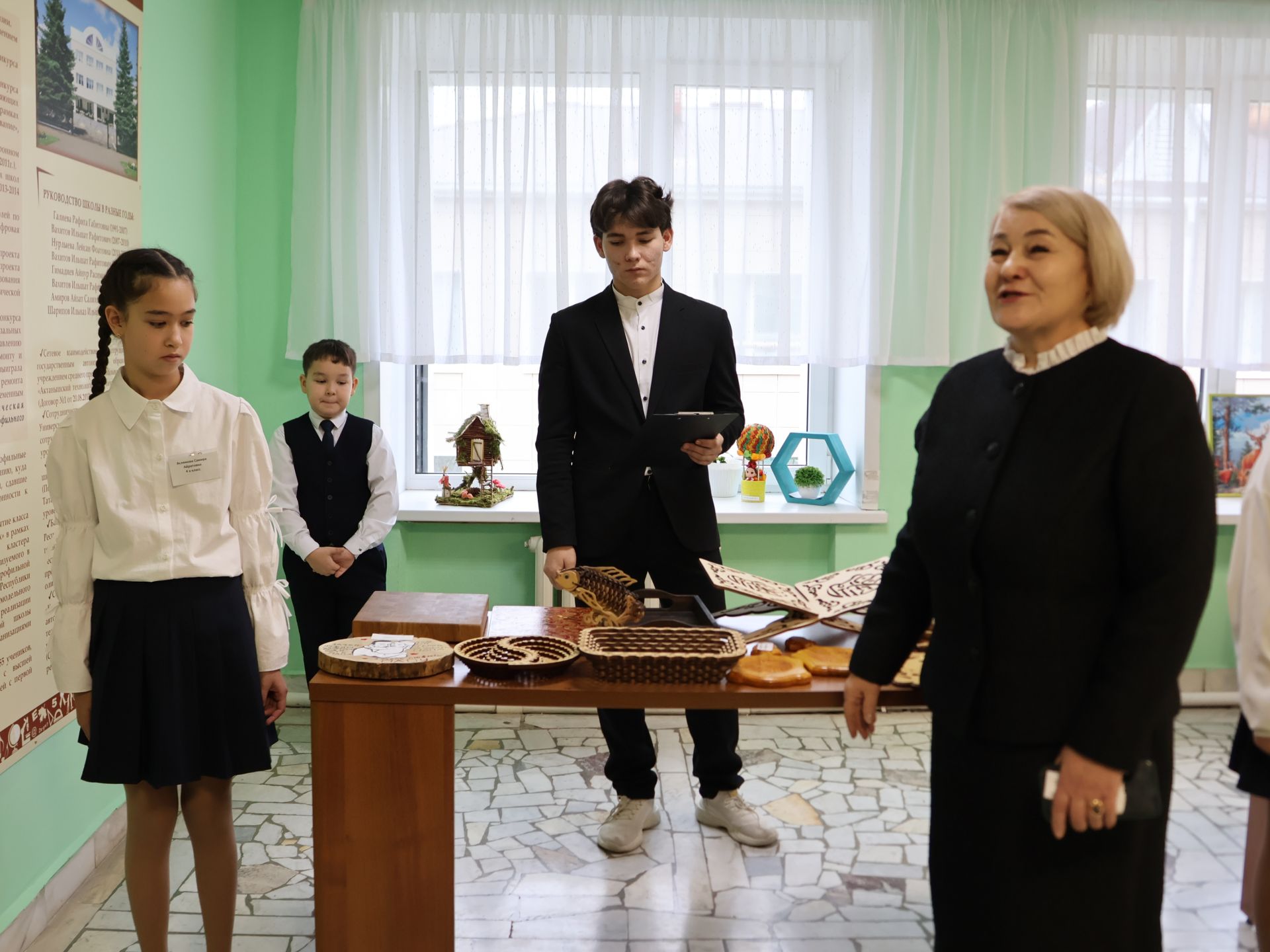 Актанышның икенче санлы мәктәбе әтиләрнең һөнәрмәнлеген күрсәтте