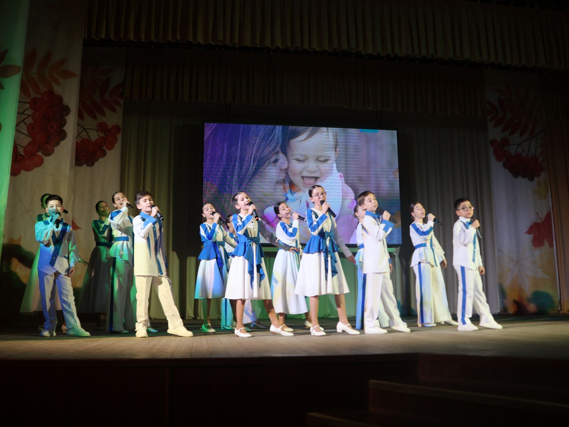 Актанышта батыр уллар үстергән аналарны хөрмәтләделәр