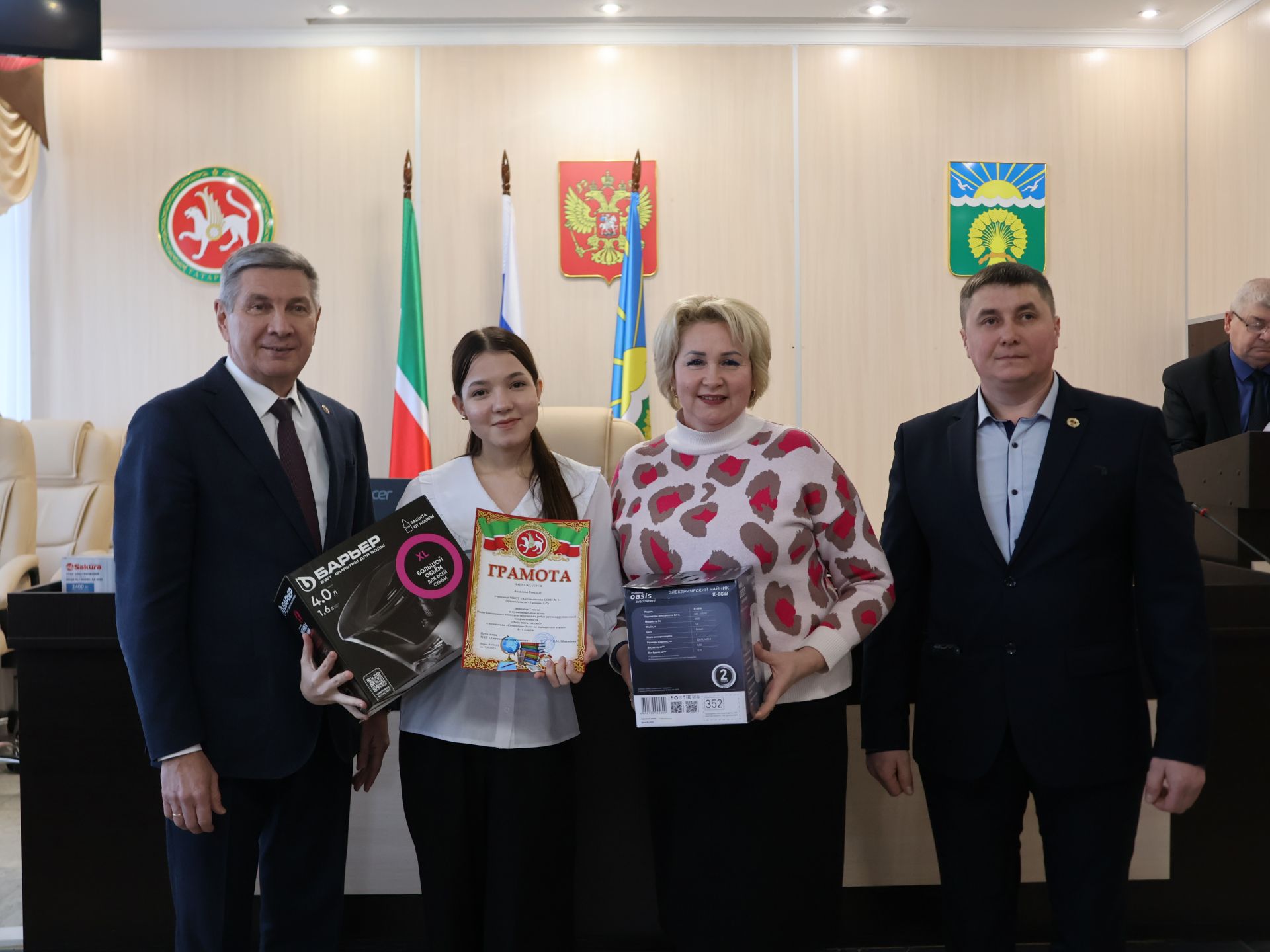 Бүген Актанышта «Гадел яшәргә кирәк» конкурсы җиңүчеләрен бүләкләделәр