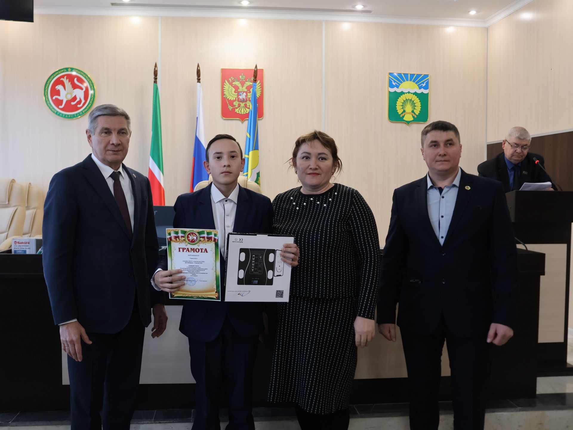 Бүген Актанышта «Гадел яшәргә кирәк» конкурсы җиңүчеләрен бүләкләделәр