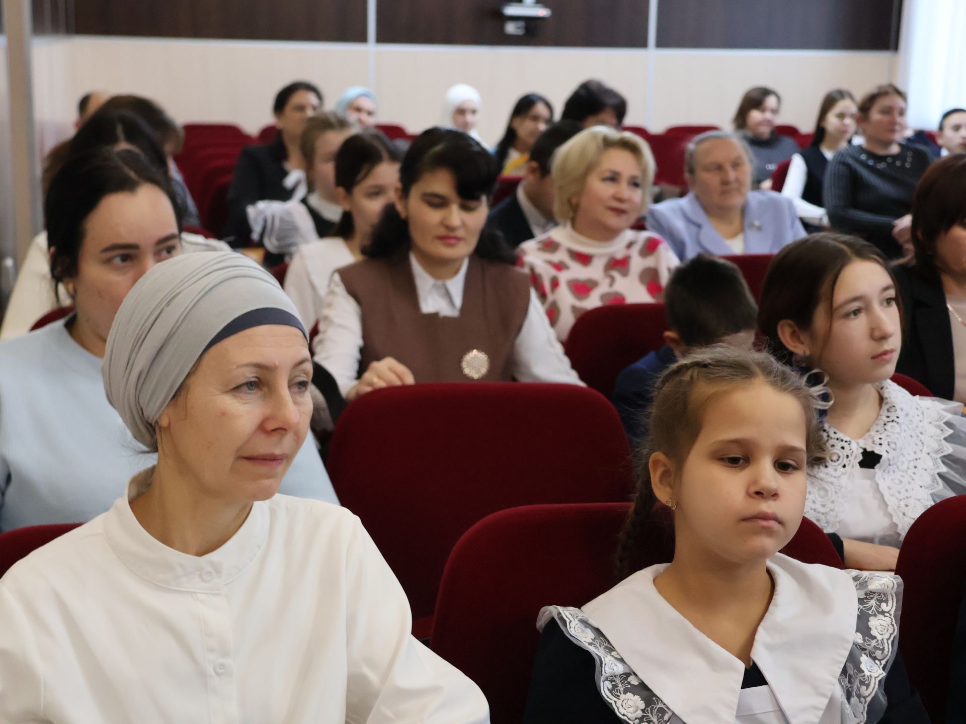 Бүген Актанышта «Гадел яшәргә кирәк» конкурсы җиңүчеләрен бүләкләделәр