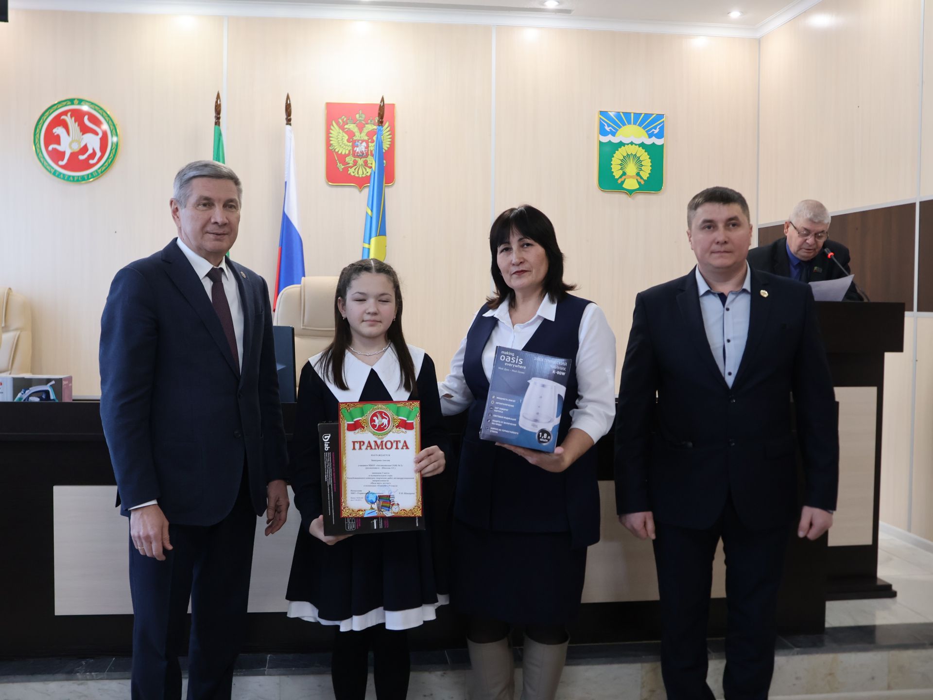 Бүген Актанышта «Гадел яшәргә кирәк» конкурсы җиңүчеләрен бүләкләделәр