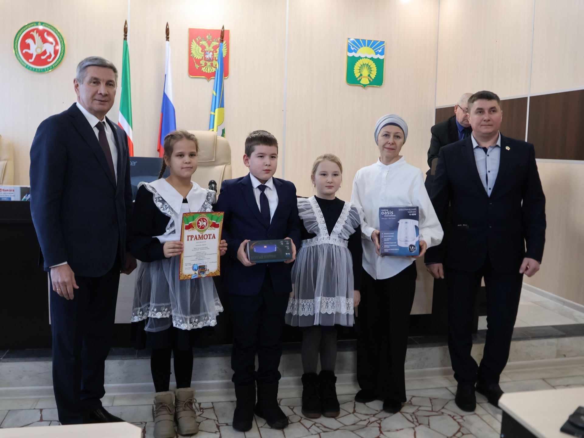 Бүген Актанышта «Гадел яшәргә кирәк» конкурсы җиңүчеләрен бүләкләделәр