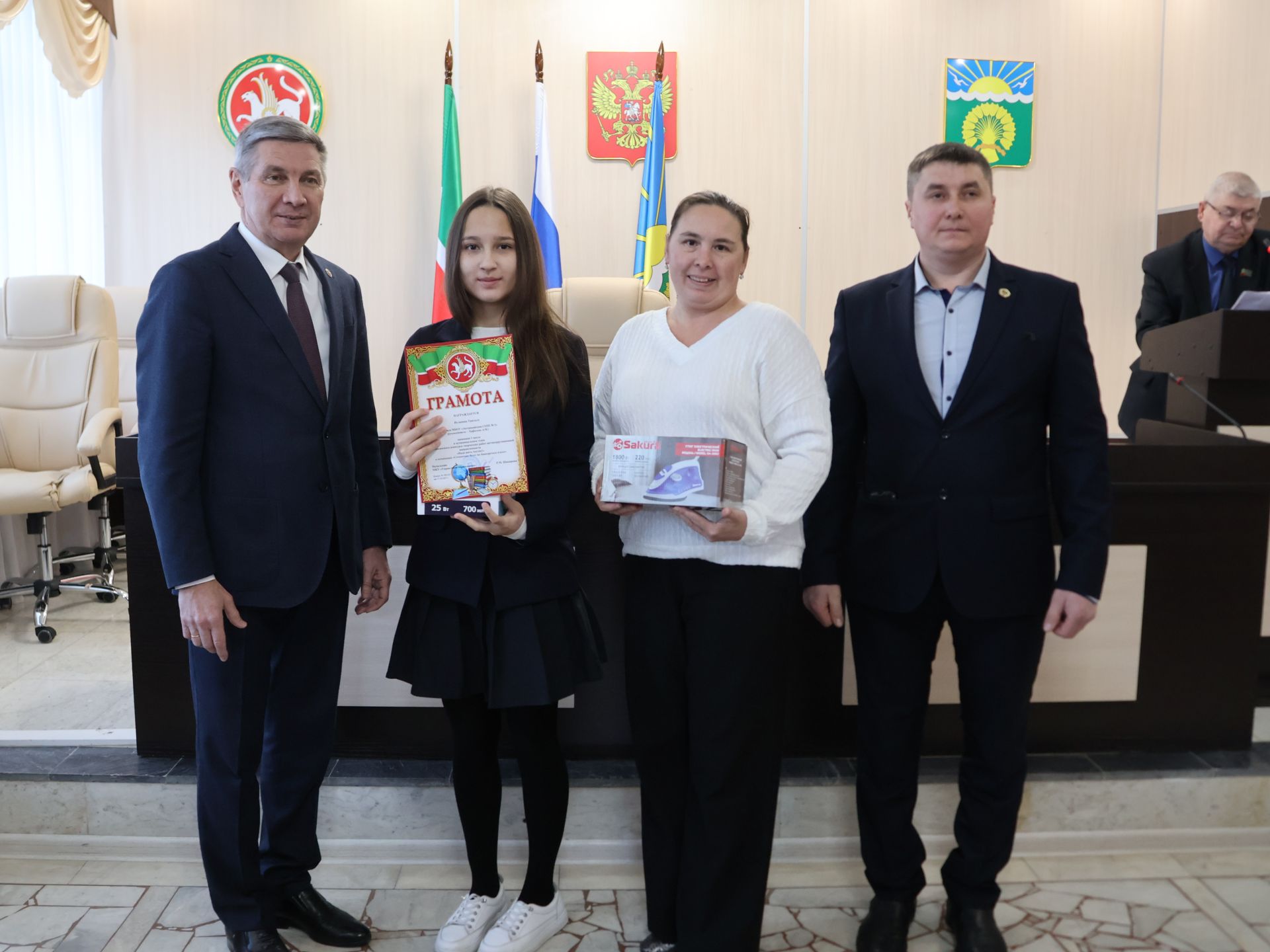 Бүген Актанышта «Гадел яшәргә кирәк» конкурсы җиңүчеләрен бүләкләделәр