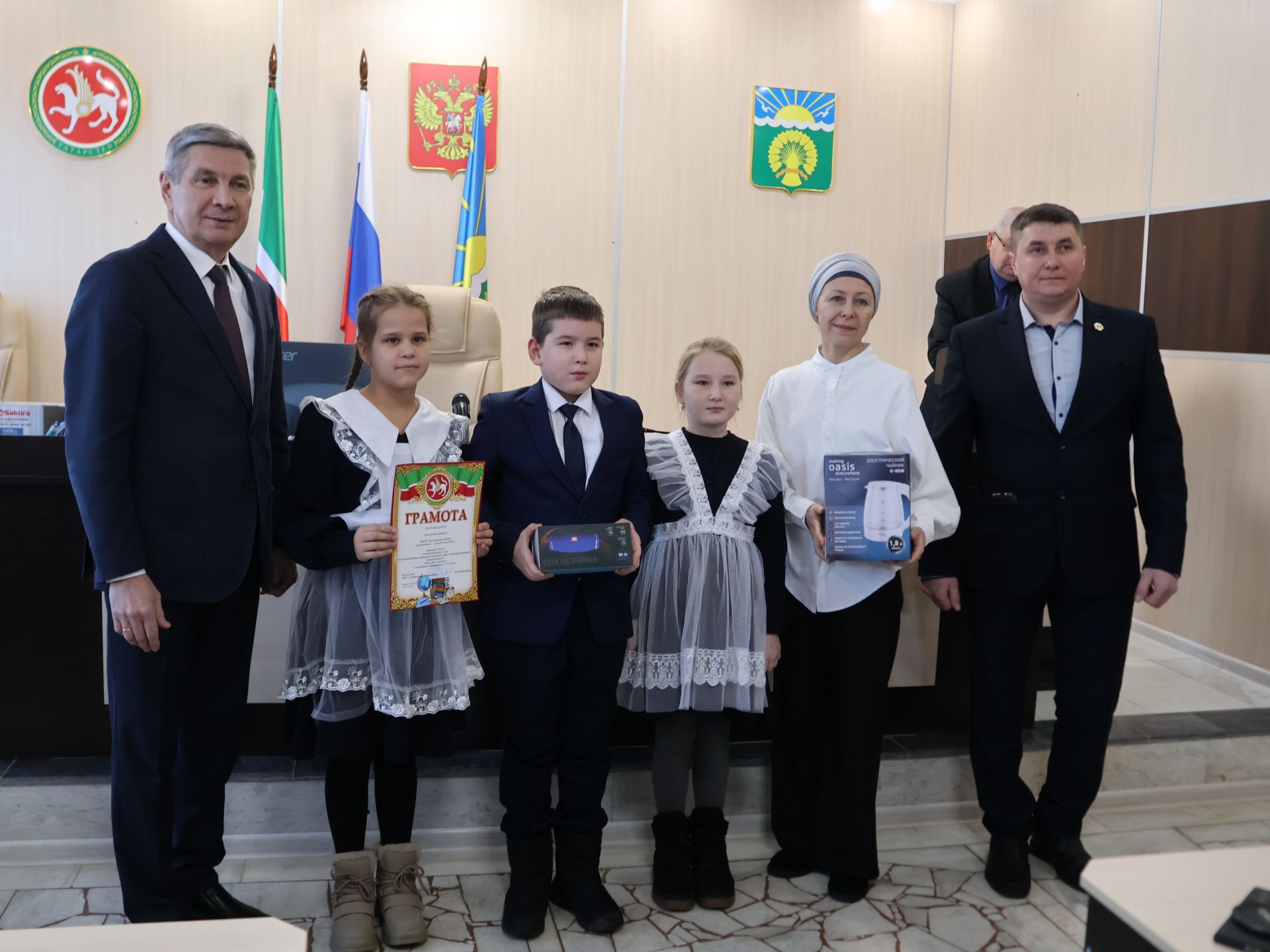 Бүген Актанышта «Гадел яшәргә кирәк» конкурсы җиңүчеләрен бүләкләделәр