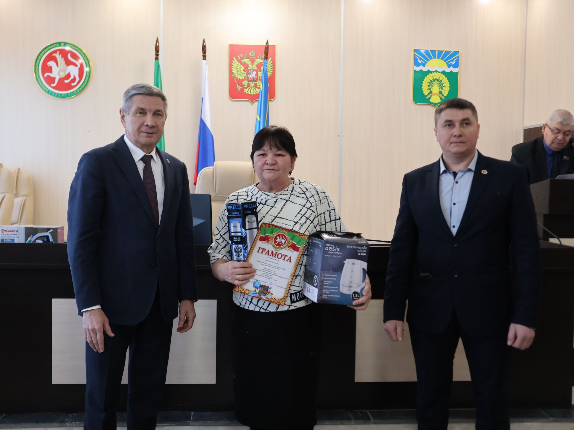 Бүген Актанышта «Гадел яшәргә кирәк» конкурсы җиңүчеләрен бүләкләделәр