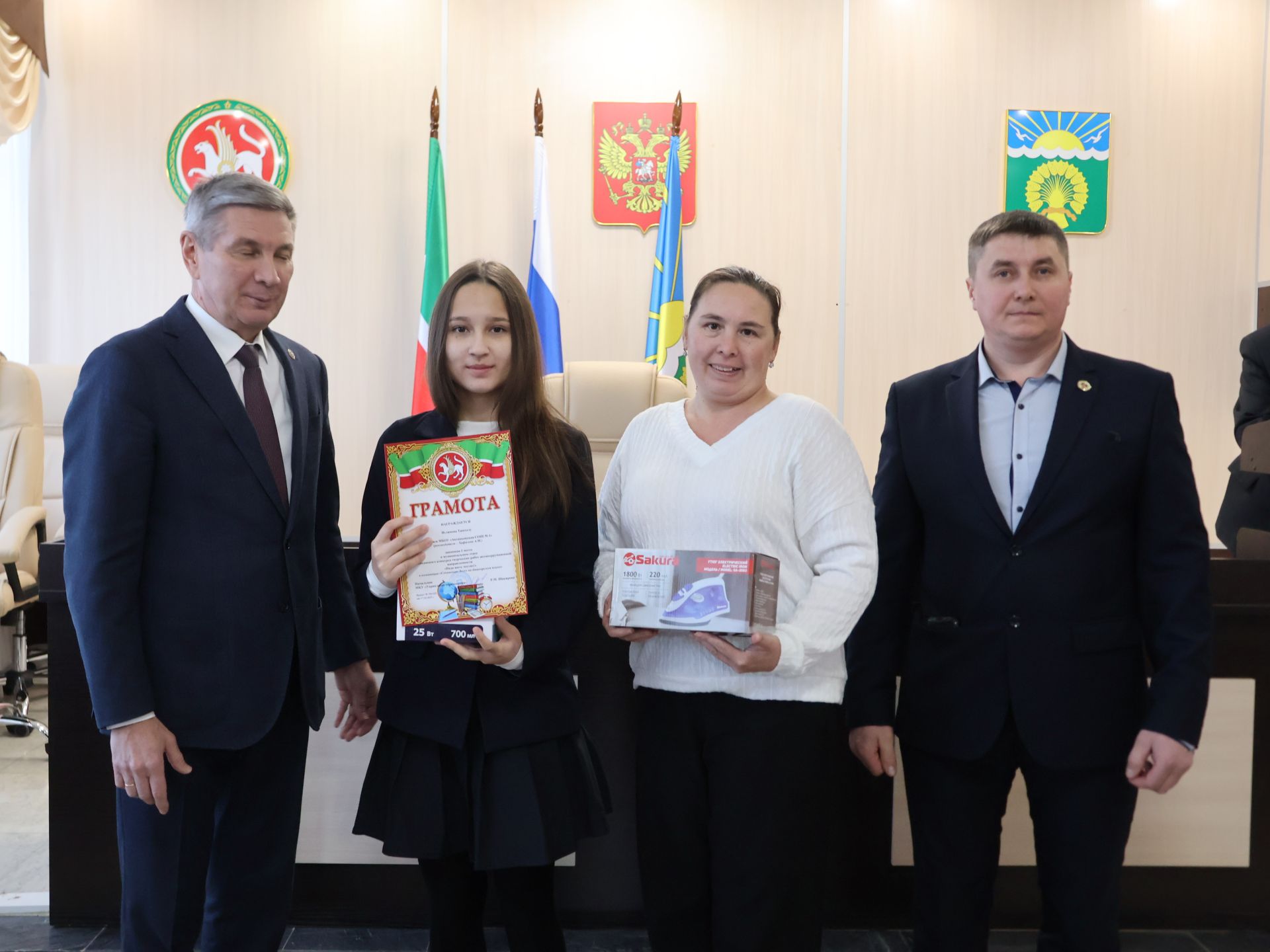 Бүген Актанышта «Гадел яшәргә кирәк» конкурсы җиңүчеләрен бүләкләделәр