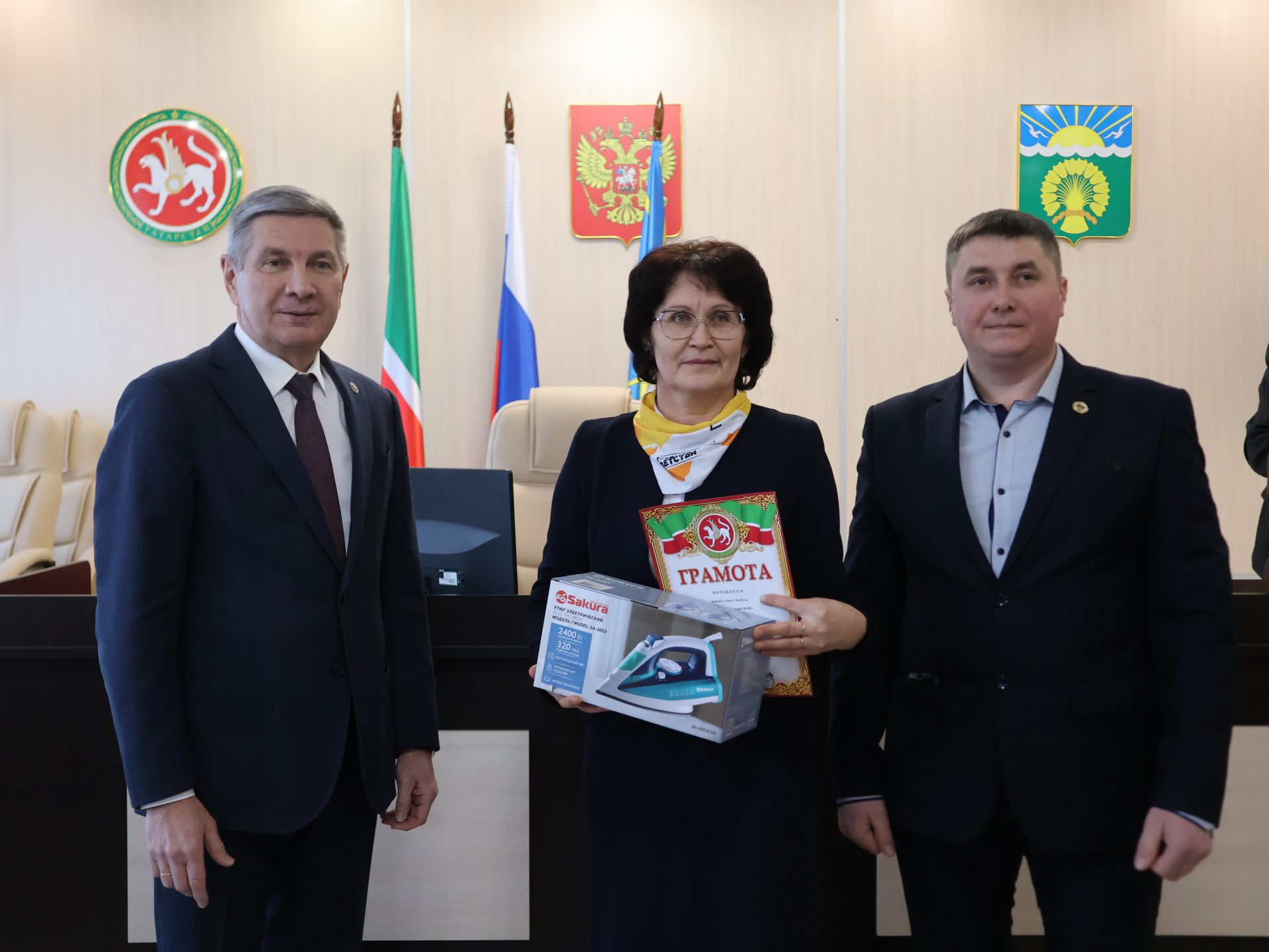 Бүген Актанышта «Гадел яшәргә кирәк» конкурсы җиңүчеләрен бүләкләделәр