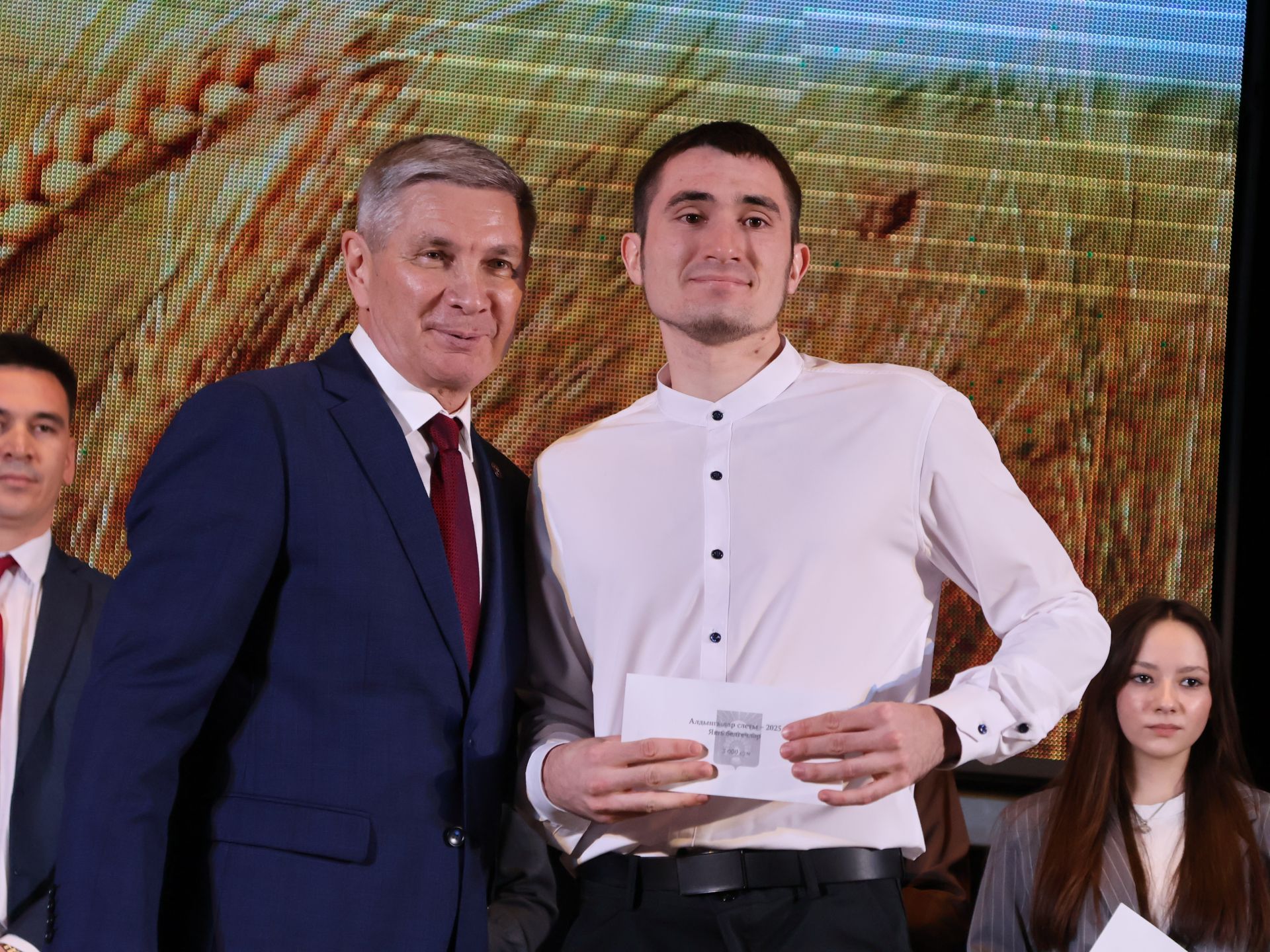 Безнең фоторепортаж: Алдынгылар слеты-2025