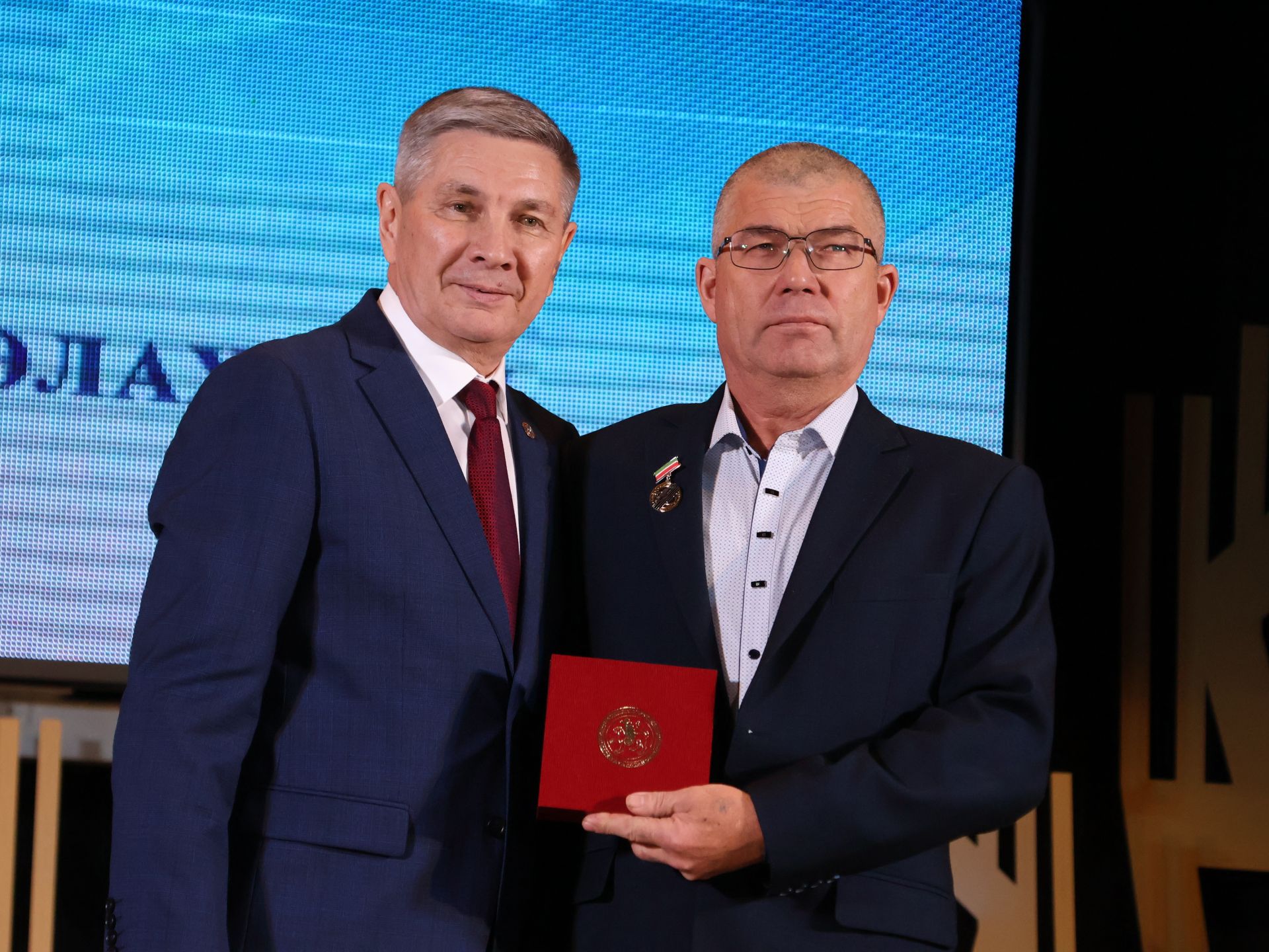 Безнең фоторепортаж: Алдынгылар слеты-2025