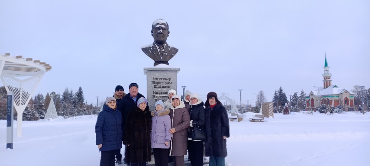 Яңа елга якты тәэсирләр белән!