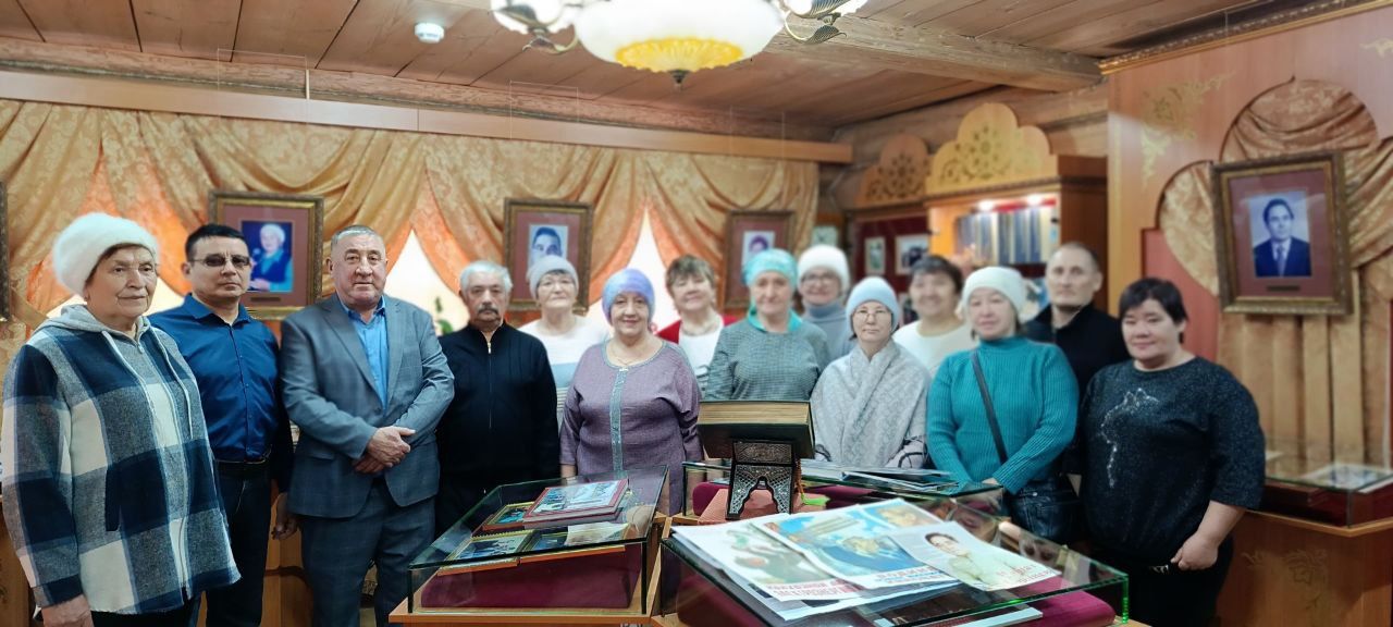 Яңа елга якты тәэсирләр белән!