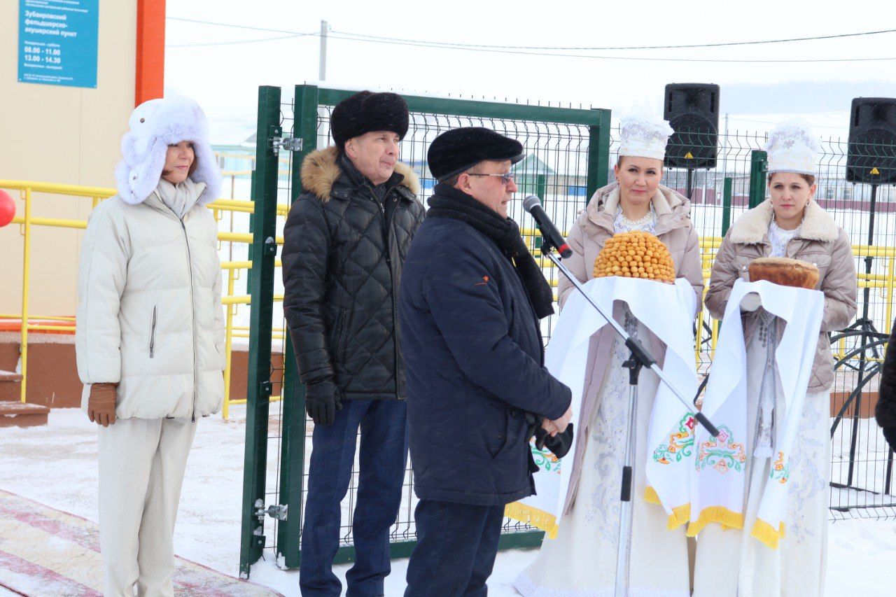 Альфия Когогина открыла новый ФАП в селе Зубаирово