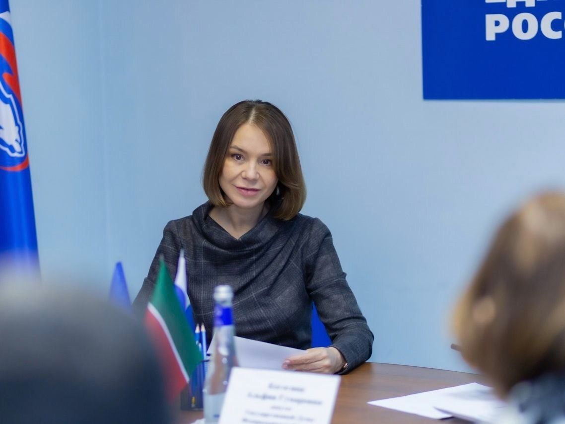 Альфия Когогина помогла татарстанцу с оформлением документов для его матери