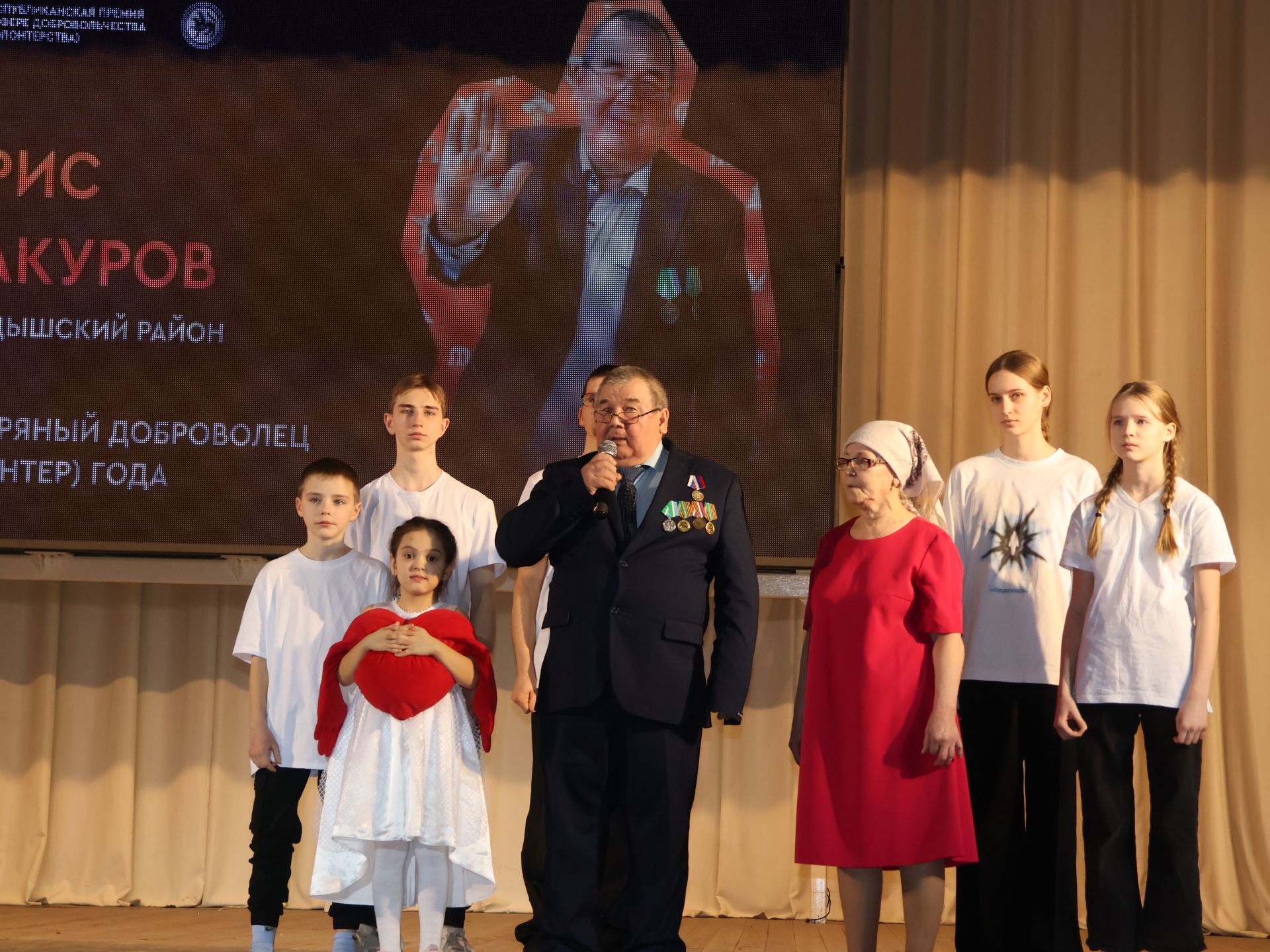 Актаныштагы «Ел хатын- кызы. Ел ир-аты: хатын-кыз карашы-2025» зона бәйгесеннән фотолар
