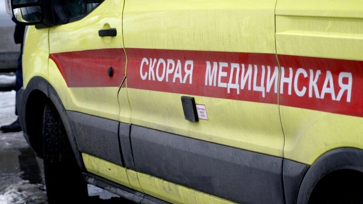 Казандагы «Вкусно - и точка» бинасында билгесез матдә белән агуланган ике укучы кызны тапканнар