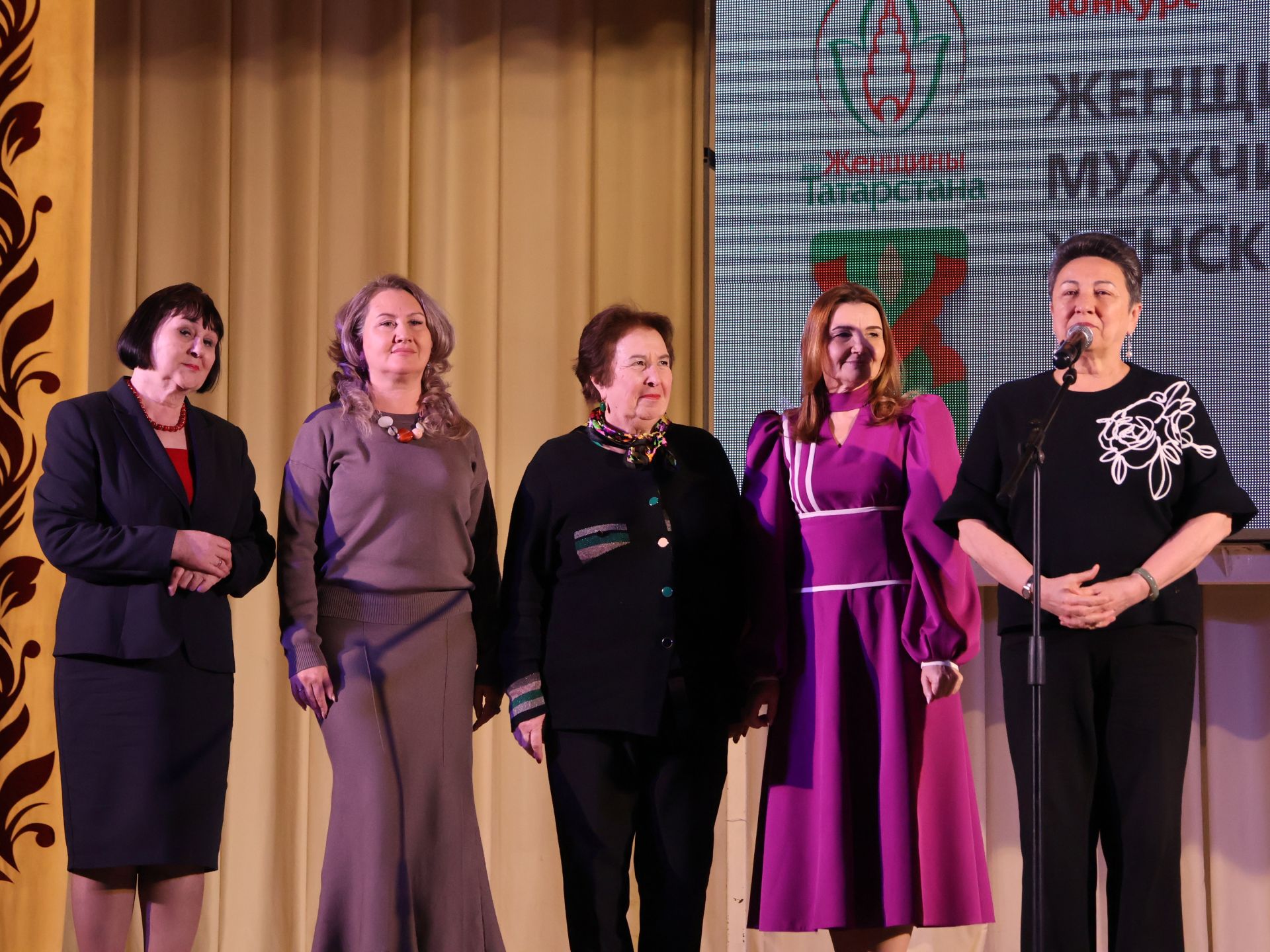 Актаныштагы «Ел хатын- кызы. Ел ир-аты: хатын-кыз карашы-2025» зона бәйгесеннән фотолар