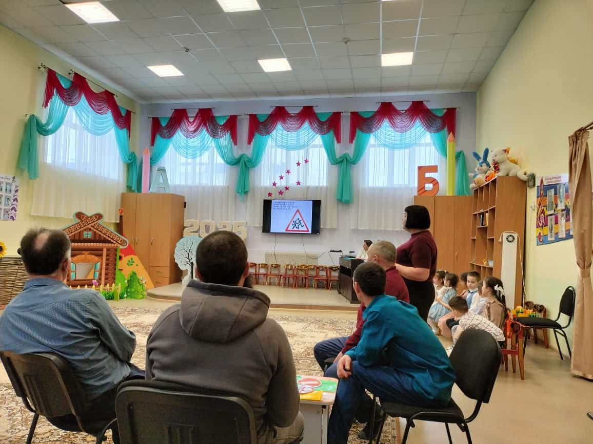 «Каенкай» балалар бакчасында әтиләр юл билгеләрен кабатлады