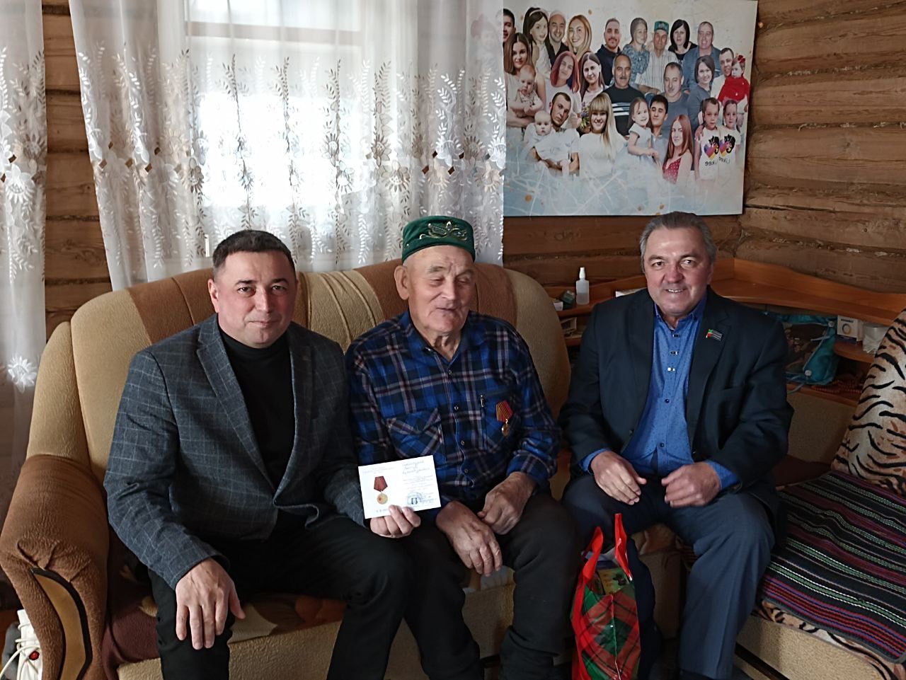 Актаныш районы җитәкчелеге тыл ветераннарын хөрмәтли