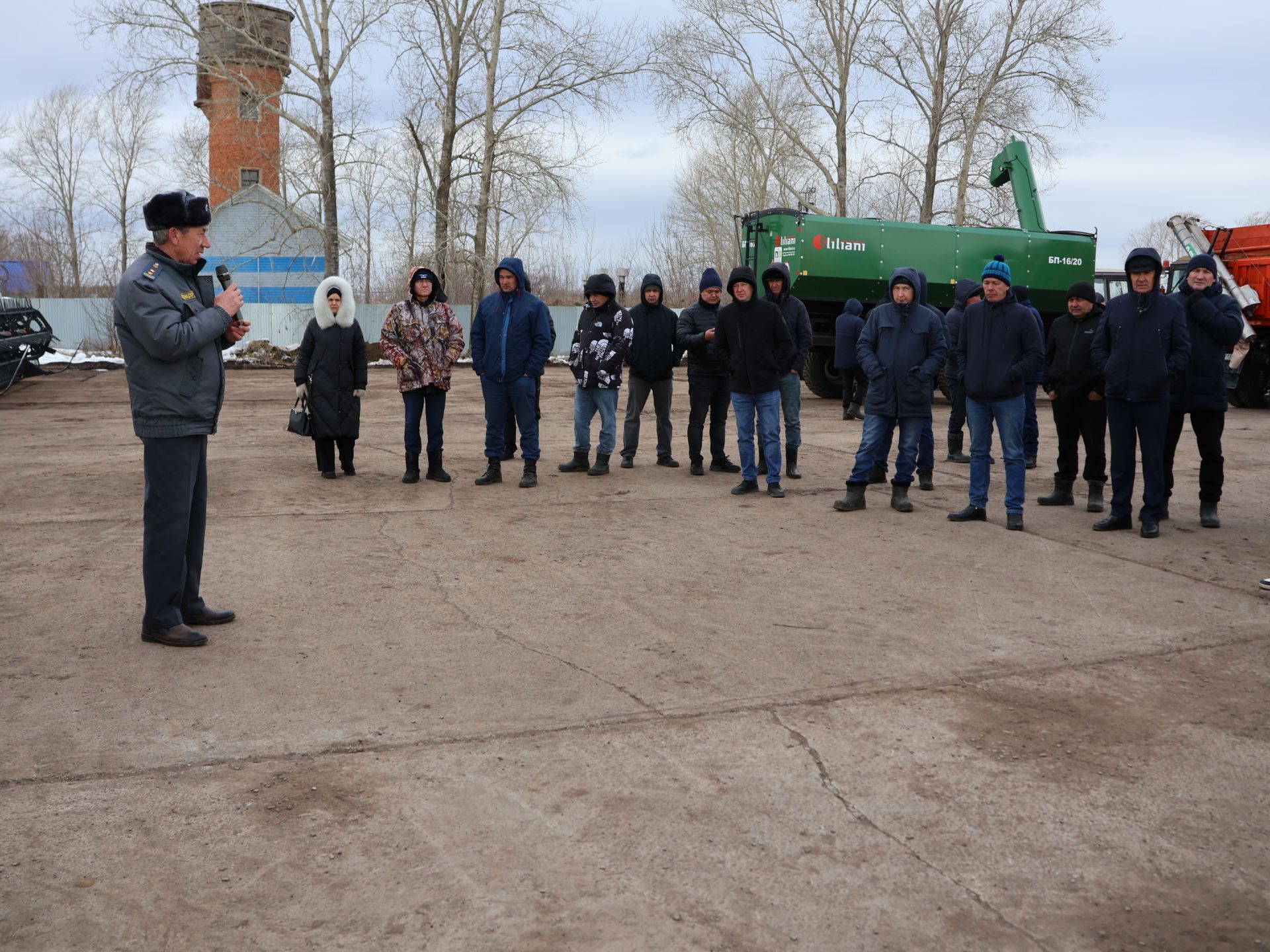 Актаныш районы аграрийлары язгы кыр эшләренә әзер (фотолар)