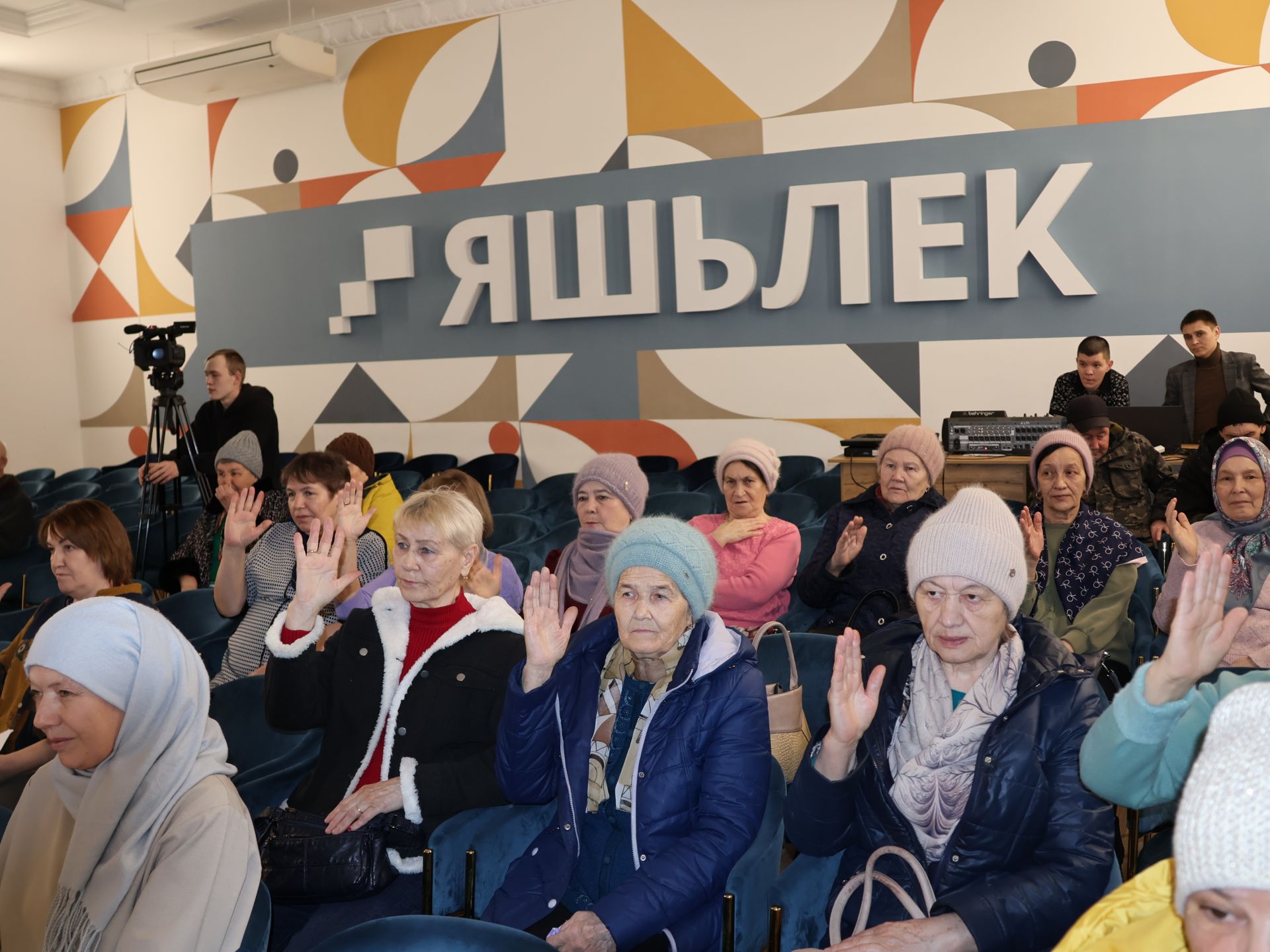 Иске- яңа җитәкче «Яран» торак милекчеләренең сорауларын хәл итә алырмы?