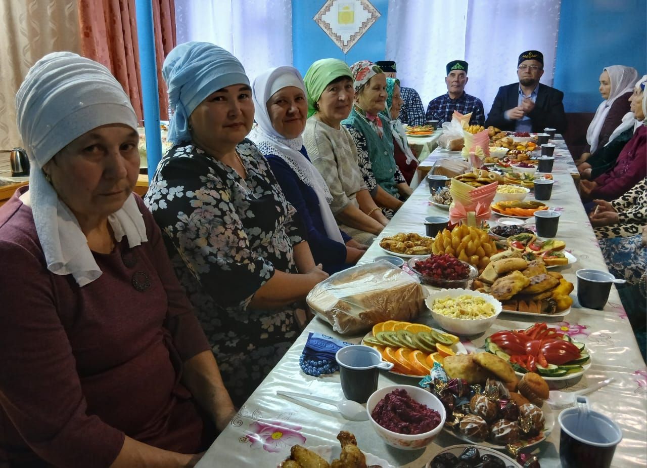 Чит җирләргә китеп яшәсәң дә, сагындыра туган җир!